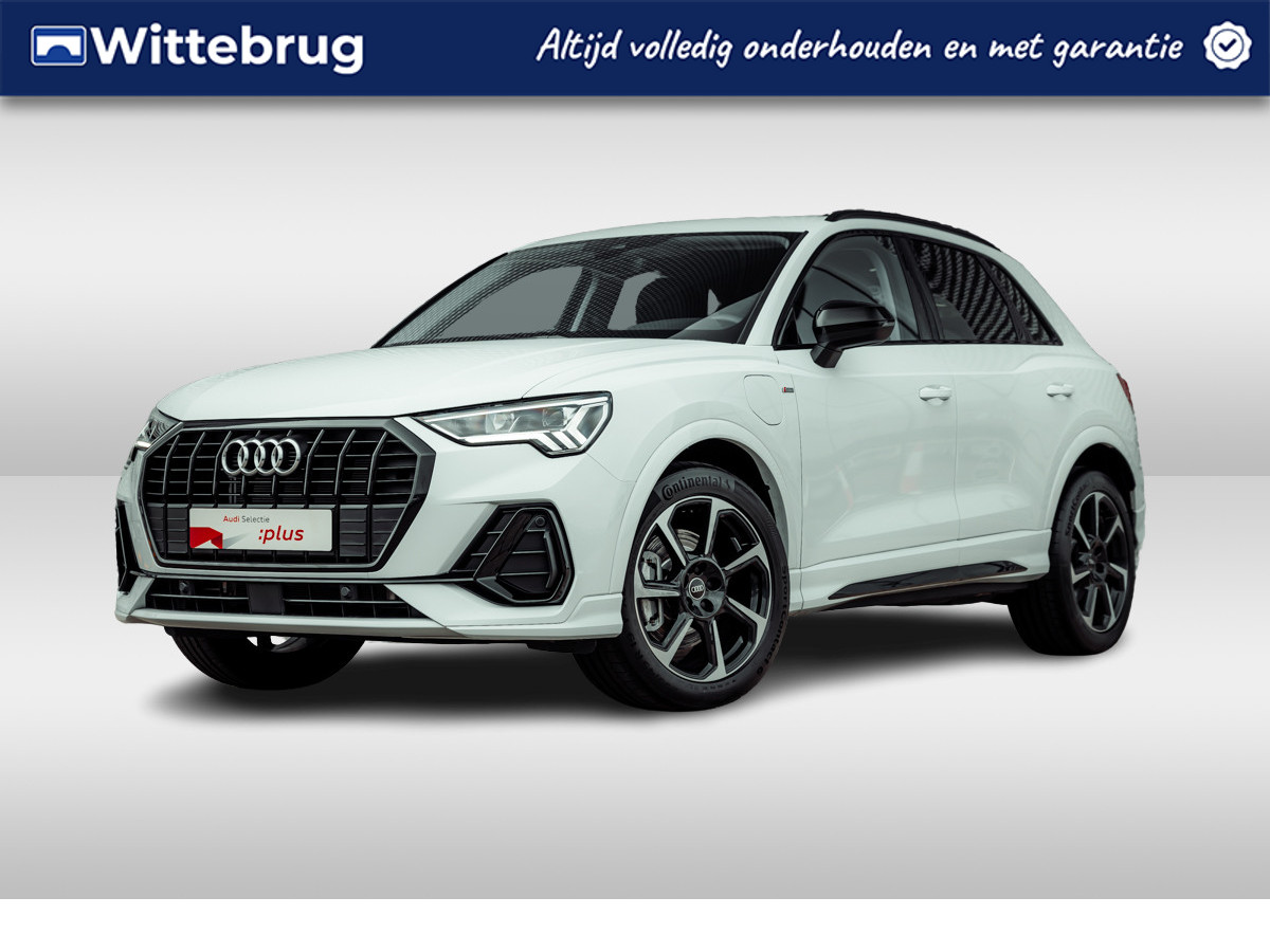 Audi Q3 45 TFSI e 245pk s-tronic S Line exterieur | Optiek zwart | Sportstoelen | Leder-alcantara | 19" LM velgen | Comfortsleutel | Stoelverwarming