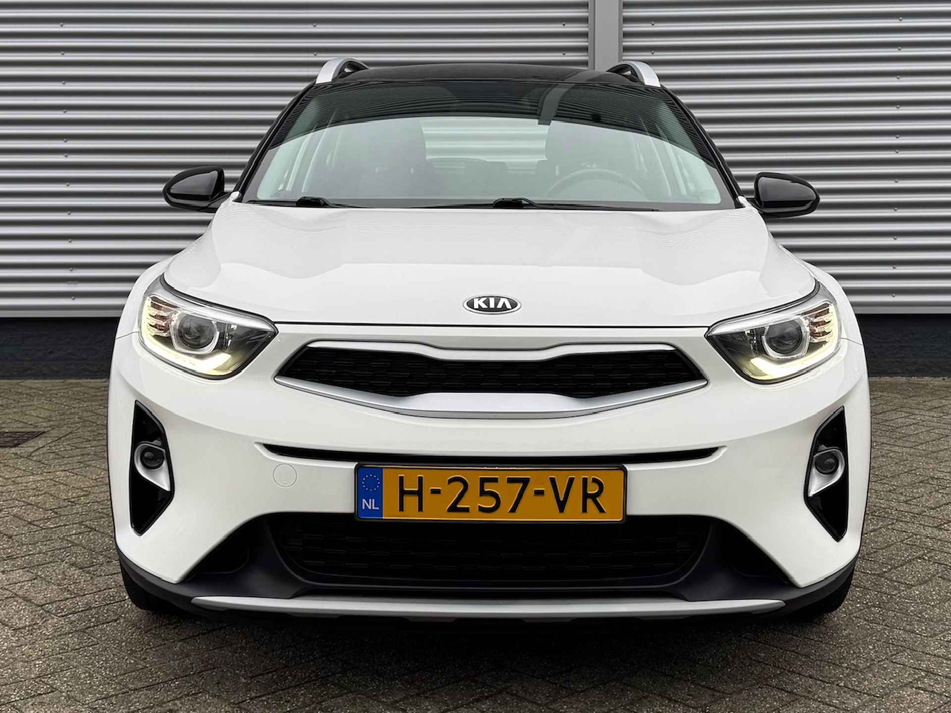 KIA Stonic 1.0 T-GDI 100pk DynamicLine | Navigatie | Airco | Cruise Control | - 8/41