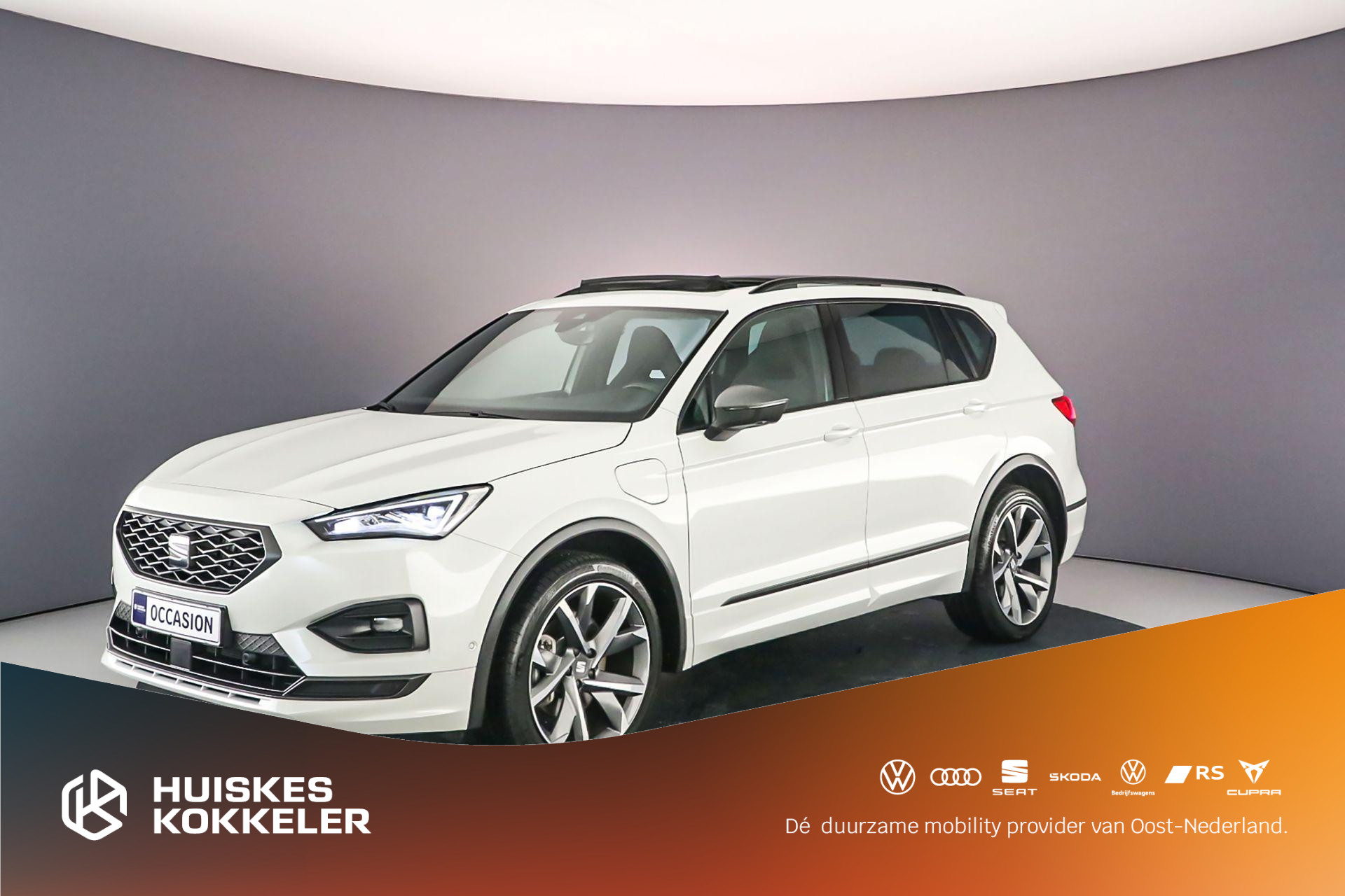 SEAT Tarraco FR Business Intense 1.4 TSI e-Hybrid 245pk DSG Automaat Panoramadak, Elektrische achterklep, Adaptive cruise control, Navigatie, Achteruitrijcamera, Stuurwiel verwarmd, LED verlichting