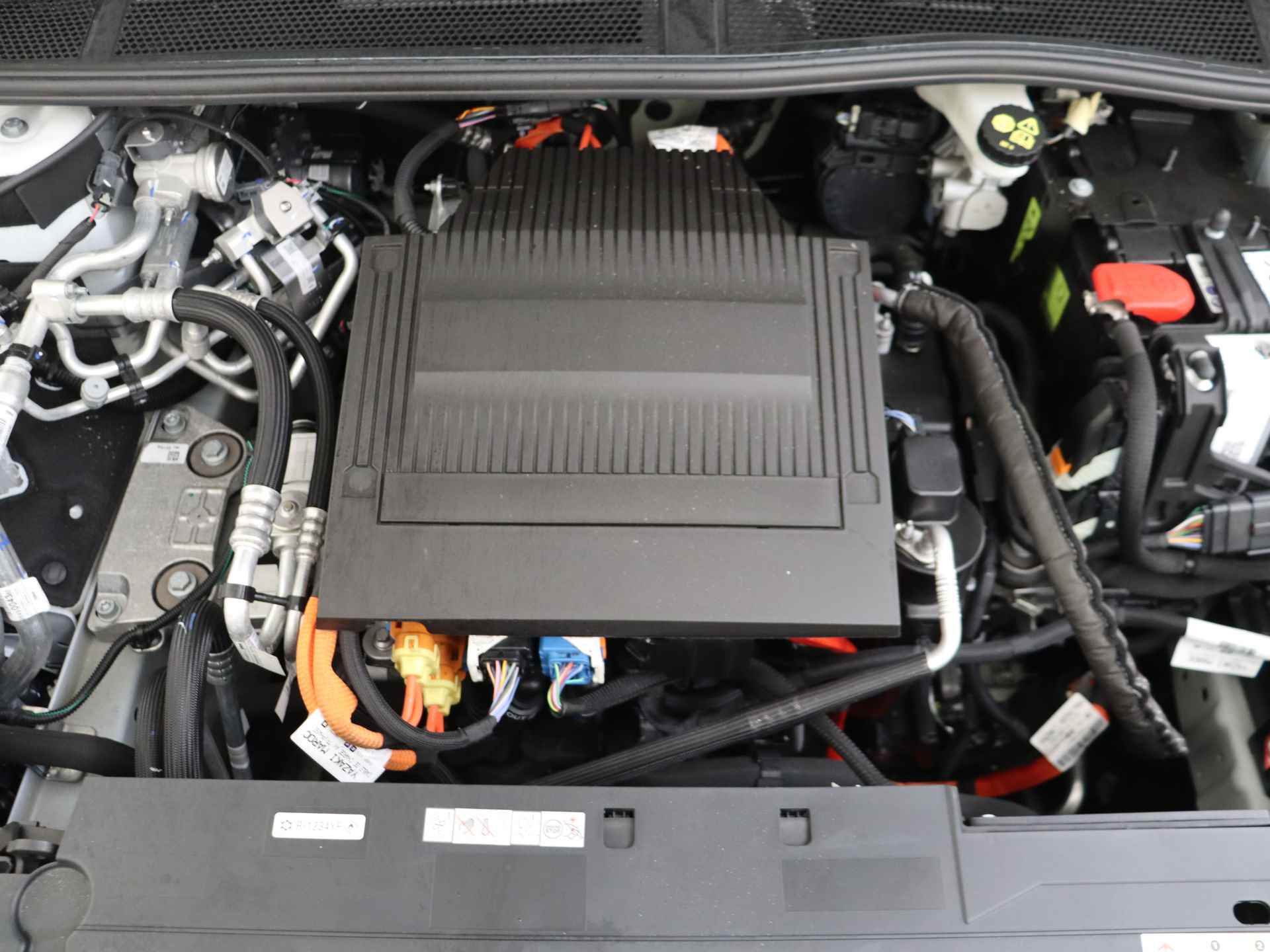 Opel Astra Electric GS 54 kWh | Parkeerassistent | Schuif/kanteldak | Adapt. cruise control |  DEMO MET OPLOPENDE KM.STAND | - 39/42
