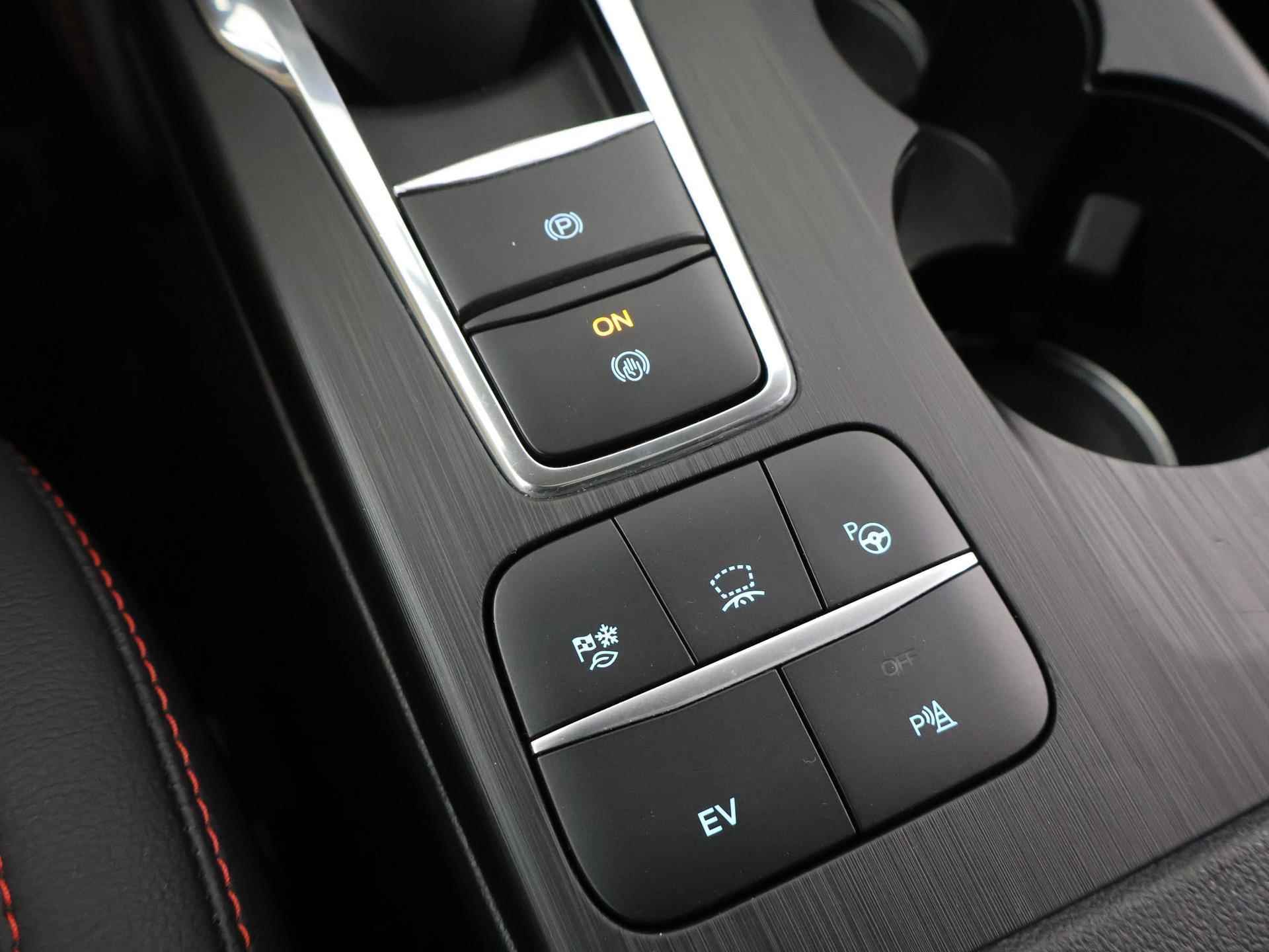 Ford Kuga 2.5 PHEV ST-Line X | Panoramadak | Winterpack | Adaptive Cruise Control | Adaptive LED koplampen | - 28/46