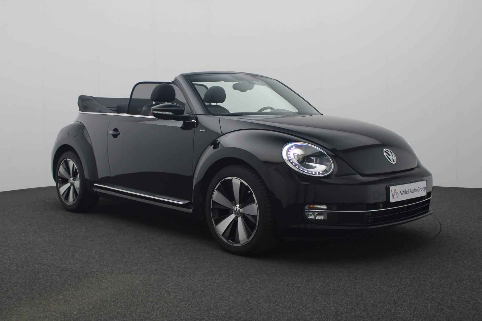 Volkswagen Beetle Cabriolet 1.2 TSI 105PK DSG Allstar Plus | Camera | Cruise | Stoelverwarming | Windscherm  | 18 inch - 30/35