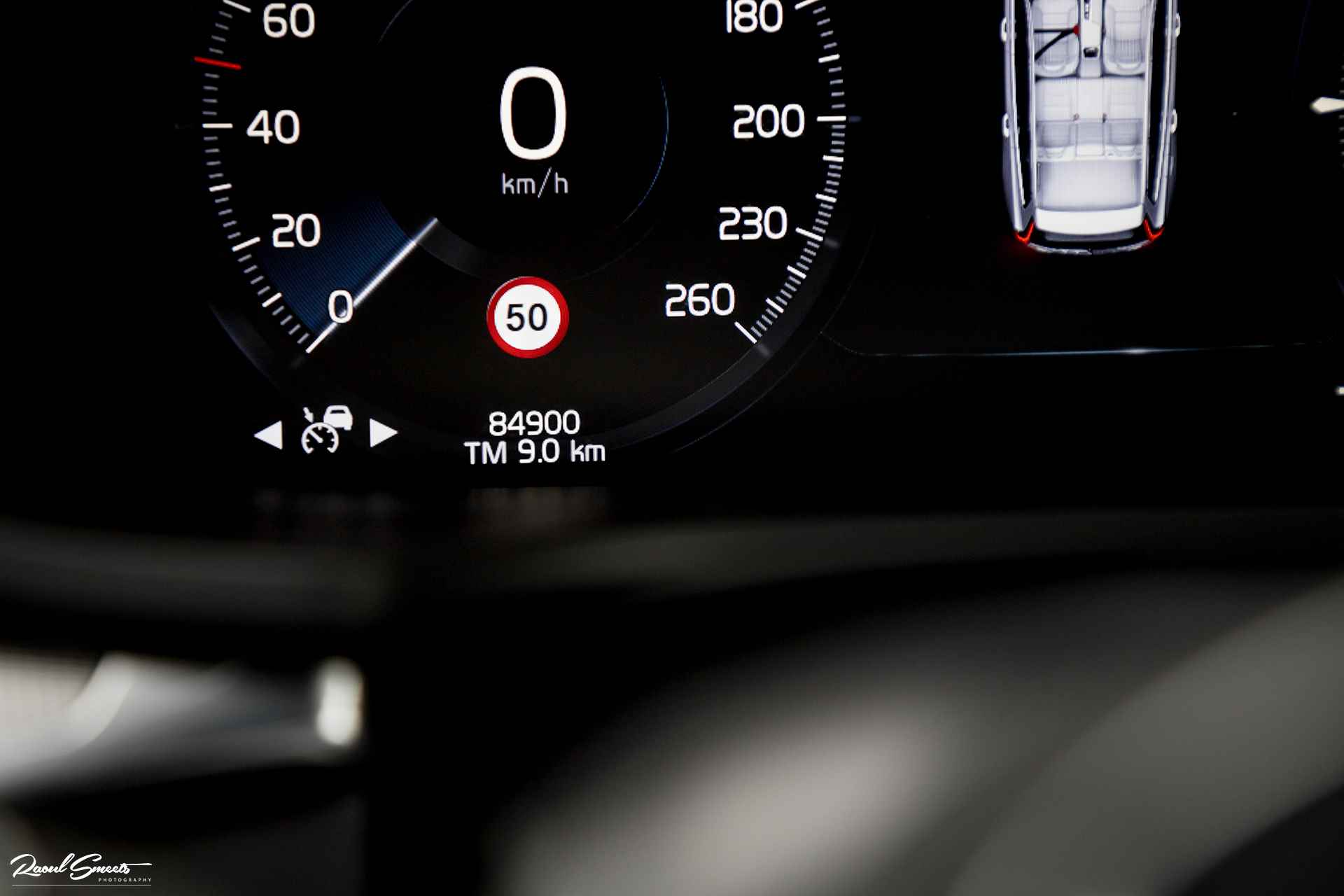 Volvo V60 2.0 T6 Twin Engine AWD R-Design | Adaptiveve cruise | Harman/Kardon | 18 inch | - 38/58