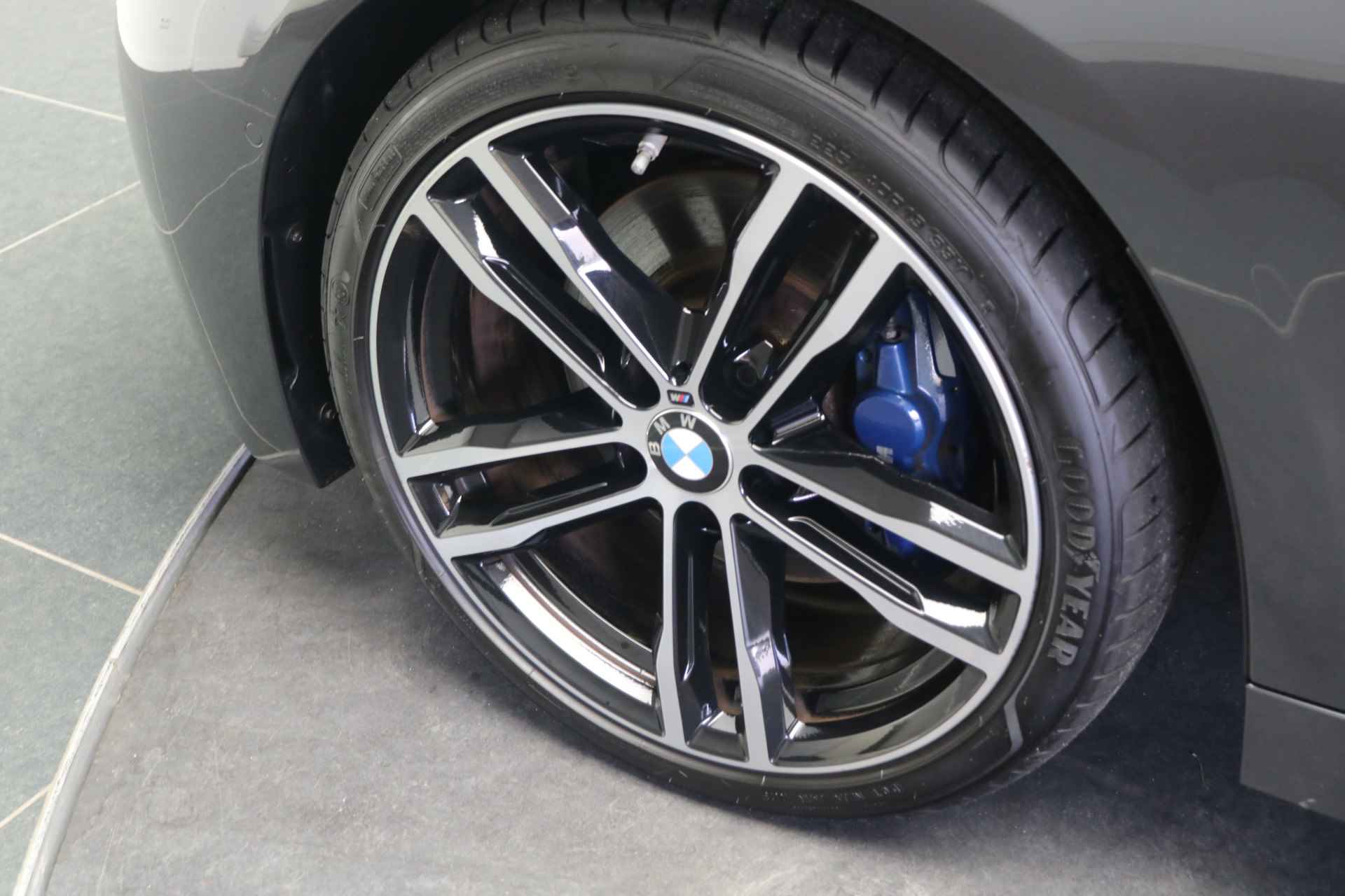 BMW 4 Serie Gran Coupé 420i High Executive M Sport Automaat / Schuif-kanteldak / Achteruitrijcamera / Sportstoelen / Head-Up / Park Assistant / Stoelverwarming - 7/27