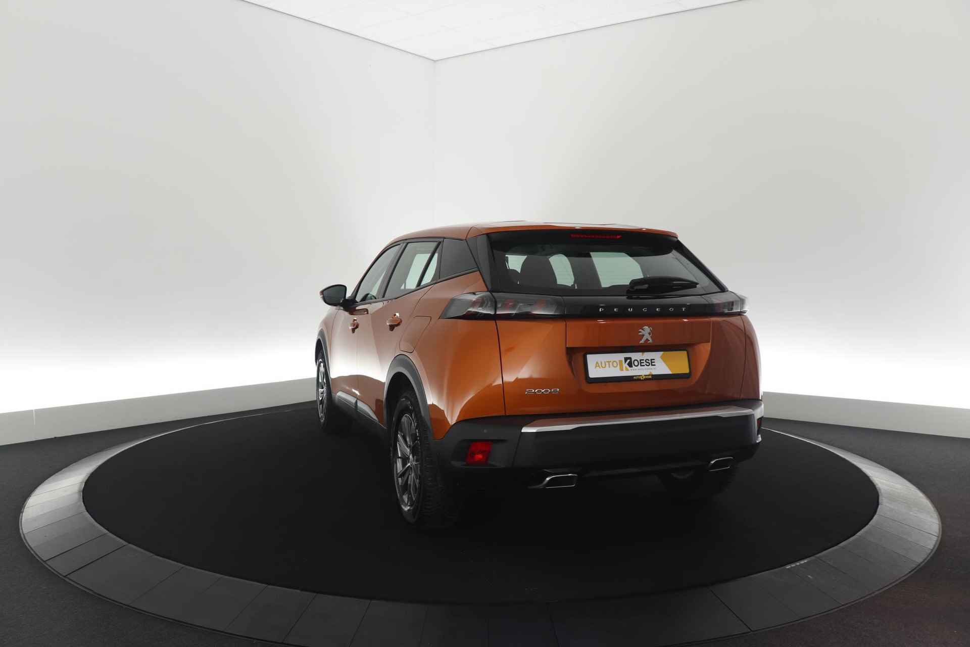 Peugeot 2008 PureTech 130 EAT8 Active Pack | Camera | Apple Carplay | Navigatie | Parkeersensoren - 12/61