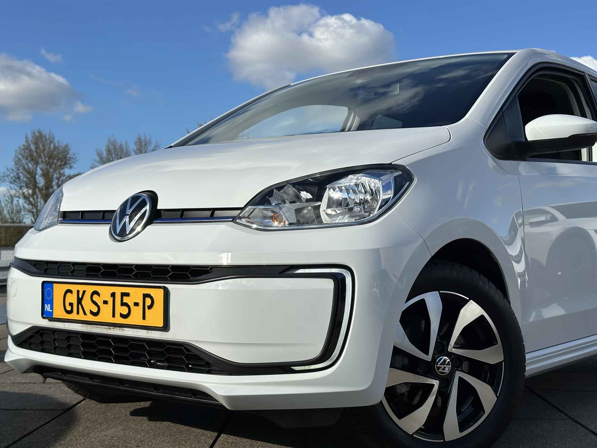 Volkswagen e-Up! e-up! Style | Winter Pakket | Camera | Lichtmetalen Velgen Rijklaarprijs! - 4/37