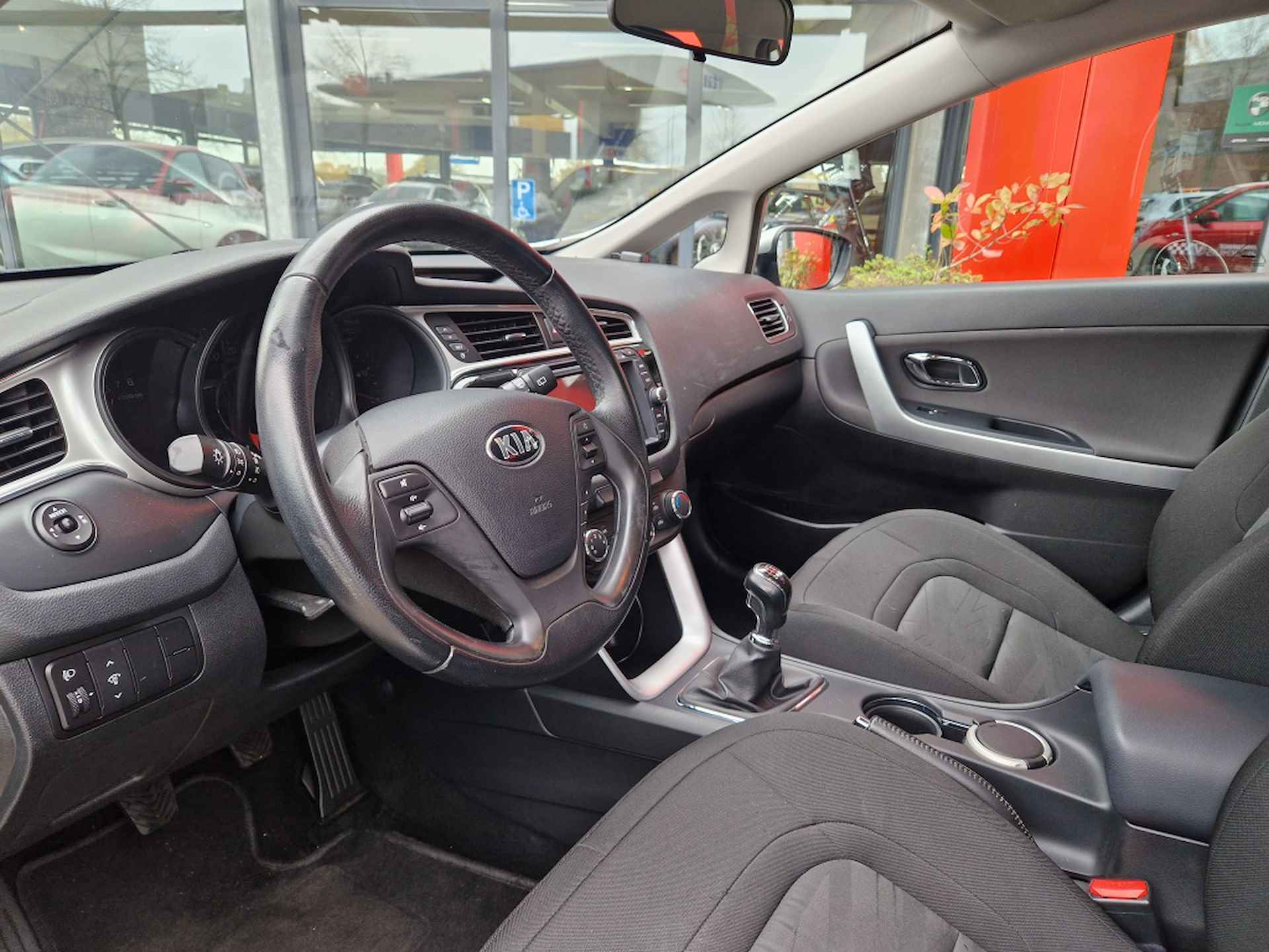 Kia cee'd 1.0 T-GDi 5D ComfortLine | Navi | PDC - 12/26