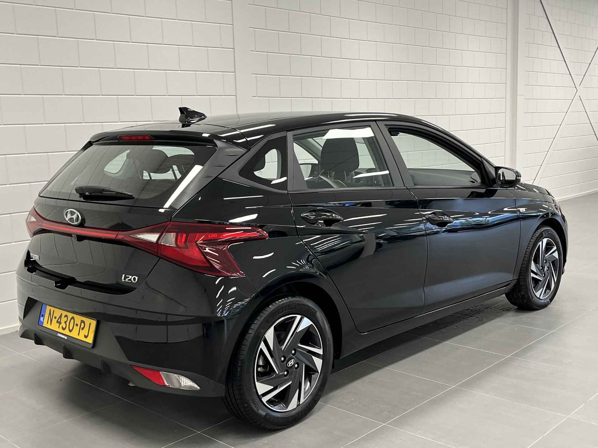 Hyundai i20 1.0 T-GDI Comfort APPLE / ANDROID NAVIGATIE | AIRCO | PARKEERSENSOREN + CAMERA ACHTER! - 5/43