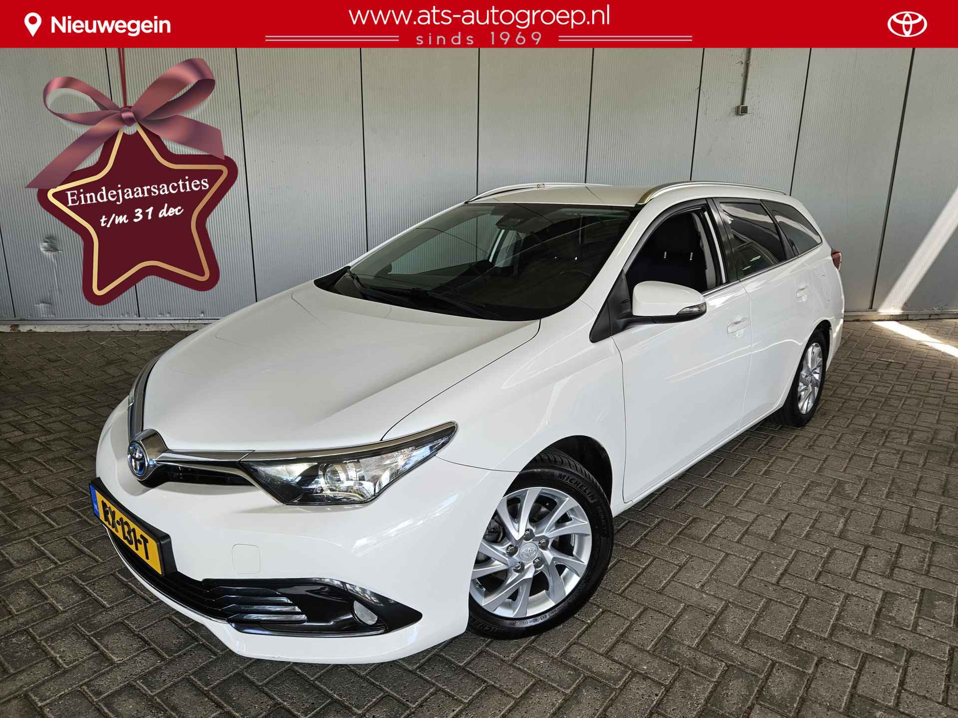 Toyota Auris 1.8 Hybrid Dynamic Touring Sports | Trekhaak | Navigatie - 1/37