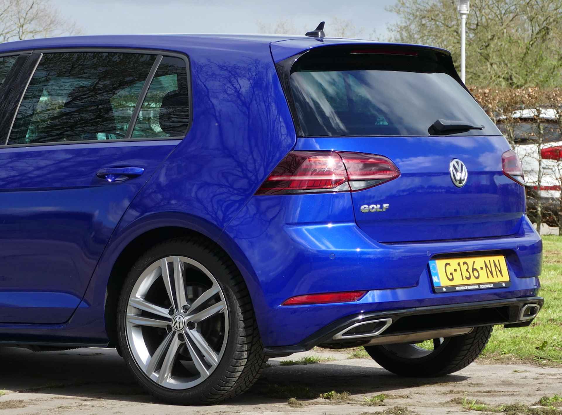 Volkswagen Golf 1.5 TSI R-line Business | Apple CarPlay / Android auto | LED koplampen | achteruitrijcamera - 4/61