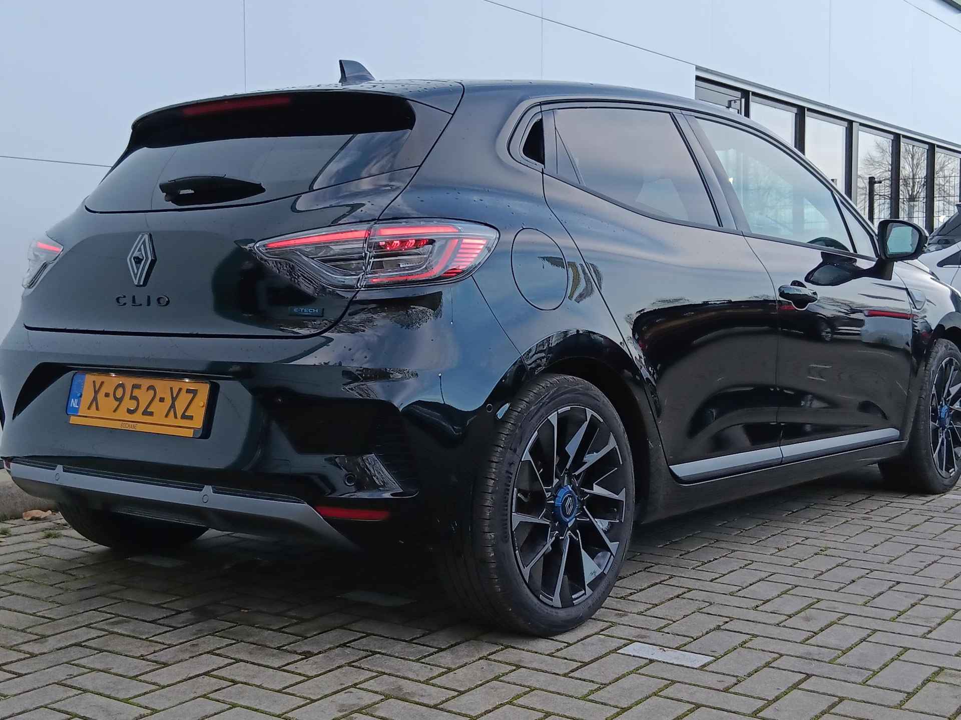 Renault Clio 1.6 E-Tech Full Hybrid 145 Esprit Alpine | 360° Rondomzichtcamera - 30/35