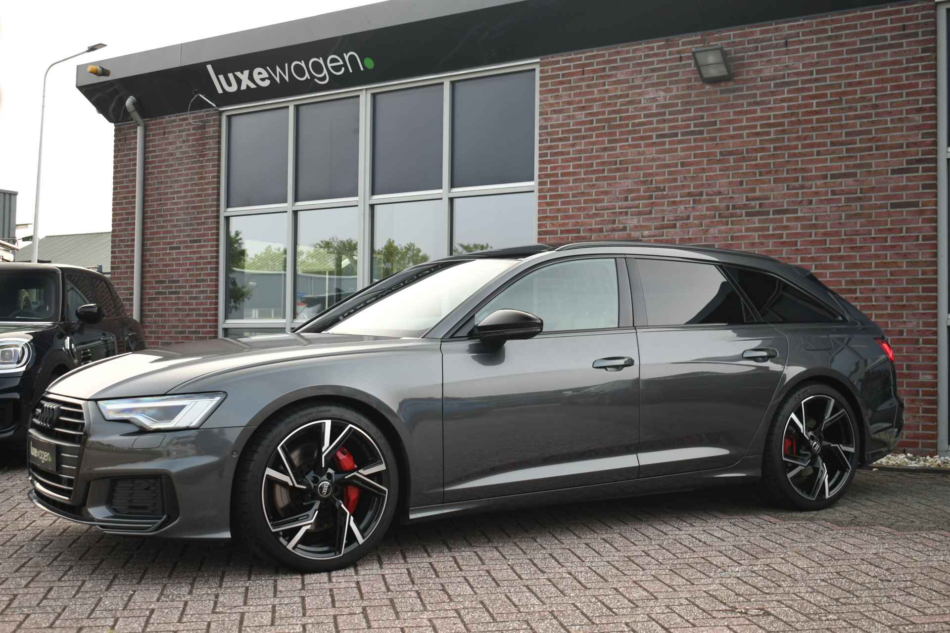 Audi A6 Avant 55 TFSI e quattro Competition Pano Trekh 21inch Optic-Black - 41/76