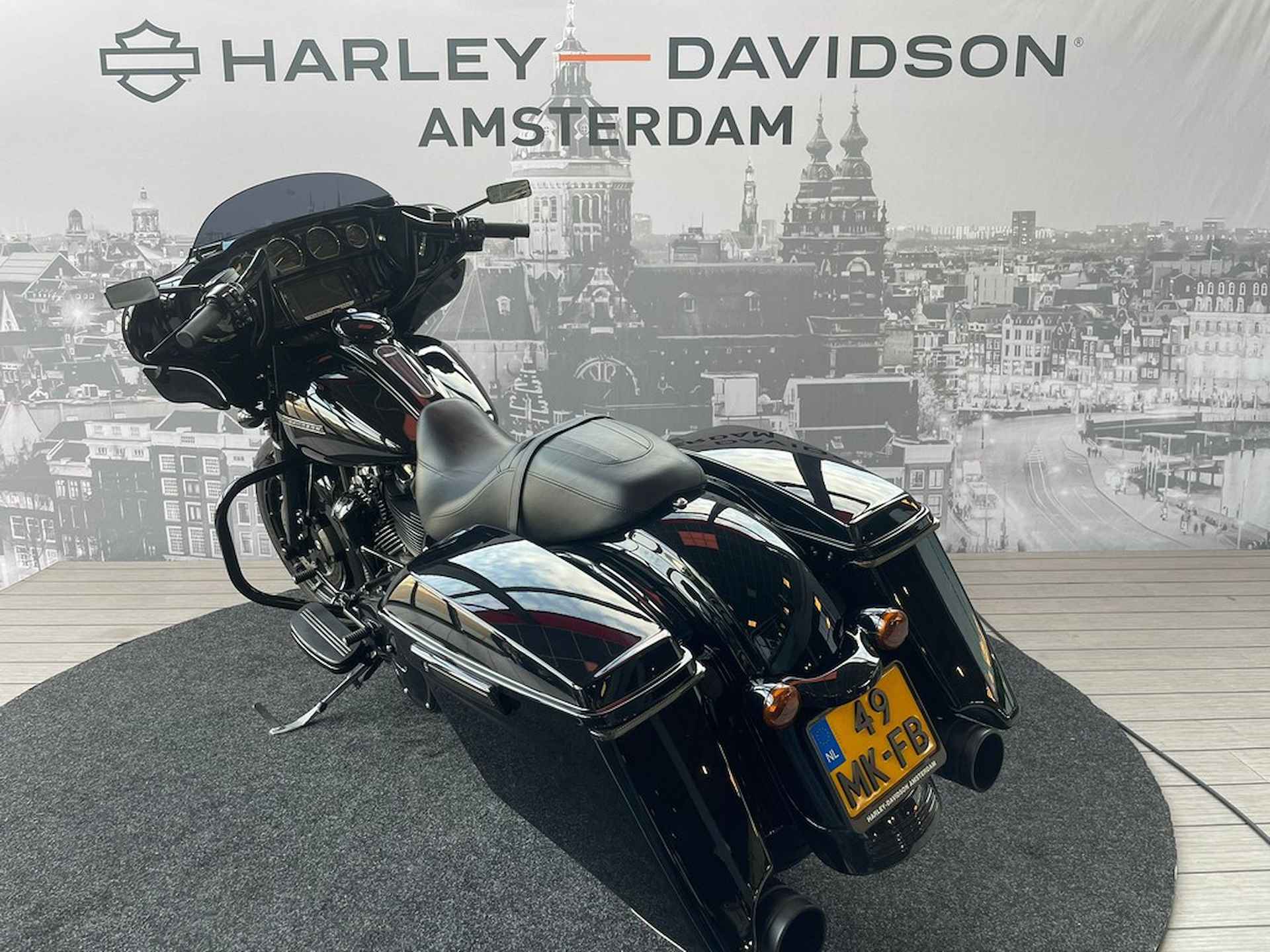 Harley-Davidson FLHXS - 8/10