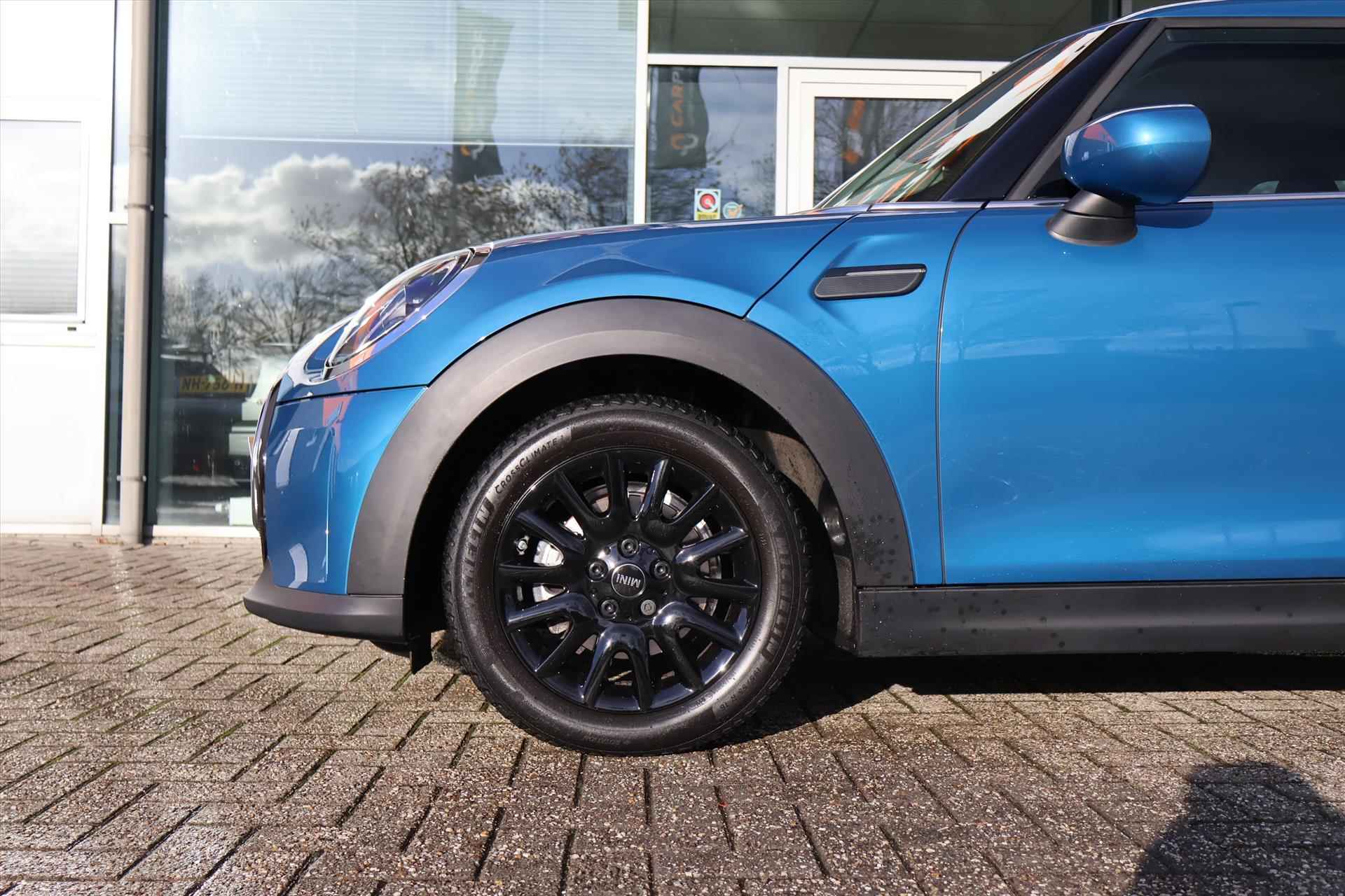 Mini Mini 5-Deurs (f55) 1.5 Business Edition Aut | Island Blue | Sfeer | Cruise | Carplay | DAB | LED | 1e Eigenaar - 11/39