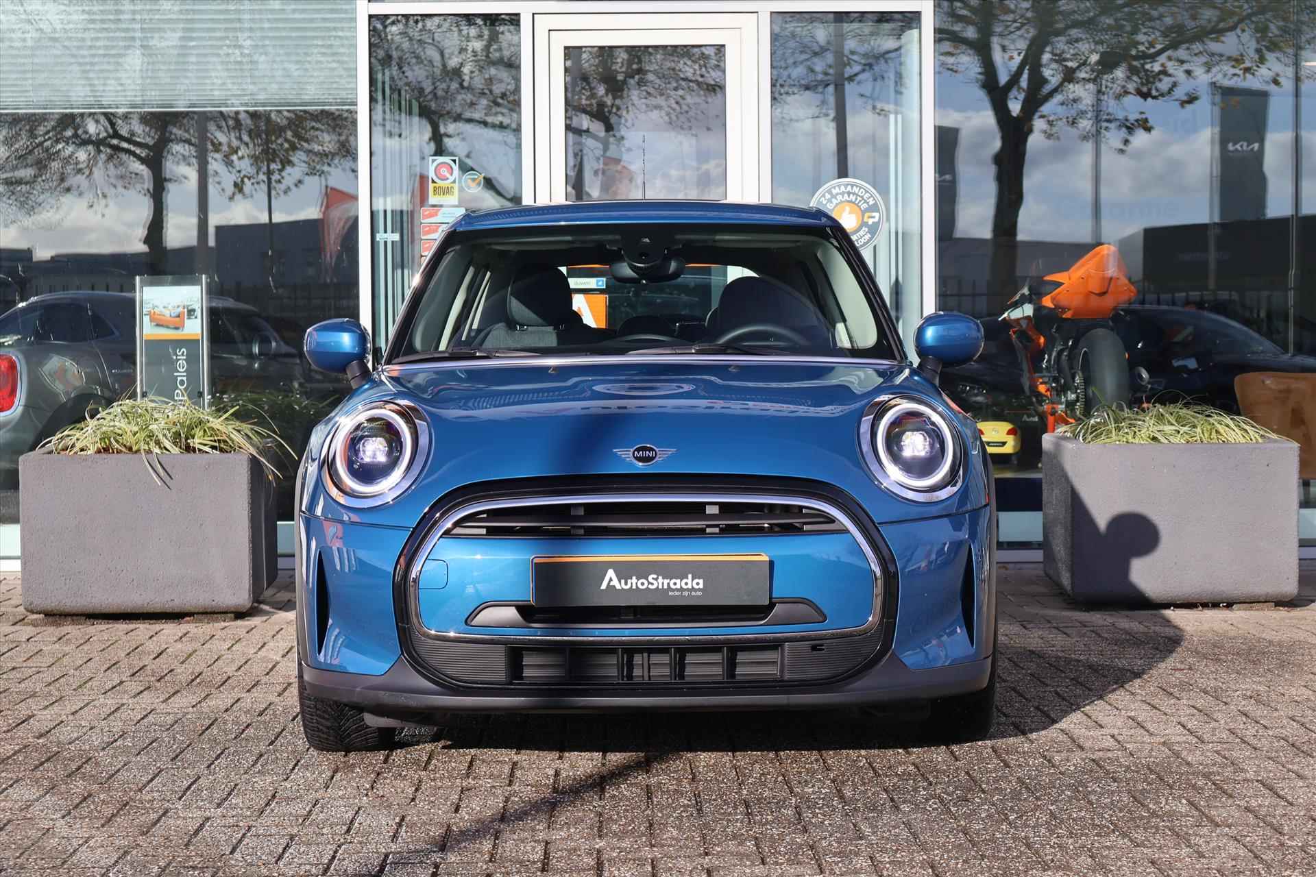 Mini Mini 5-Deurs (f55) 1.5 Business Edition Aut | Island Blue | Sfeer | Cruise | Carplay | DAB | LED | 1e Eigenaar - 18/39