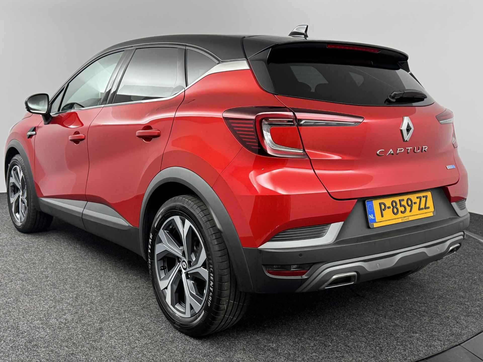 Renault Captur 1.6 E-Tech Hybrid 145 R.S. Line  | Navigatie | Achteruitrijcamera | Cruise Control | - 7/50