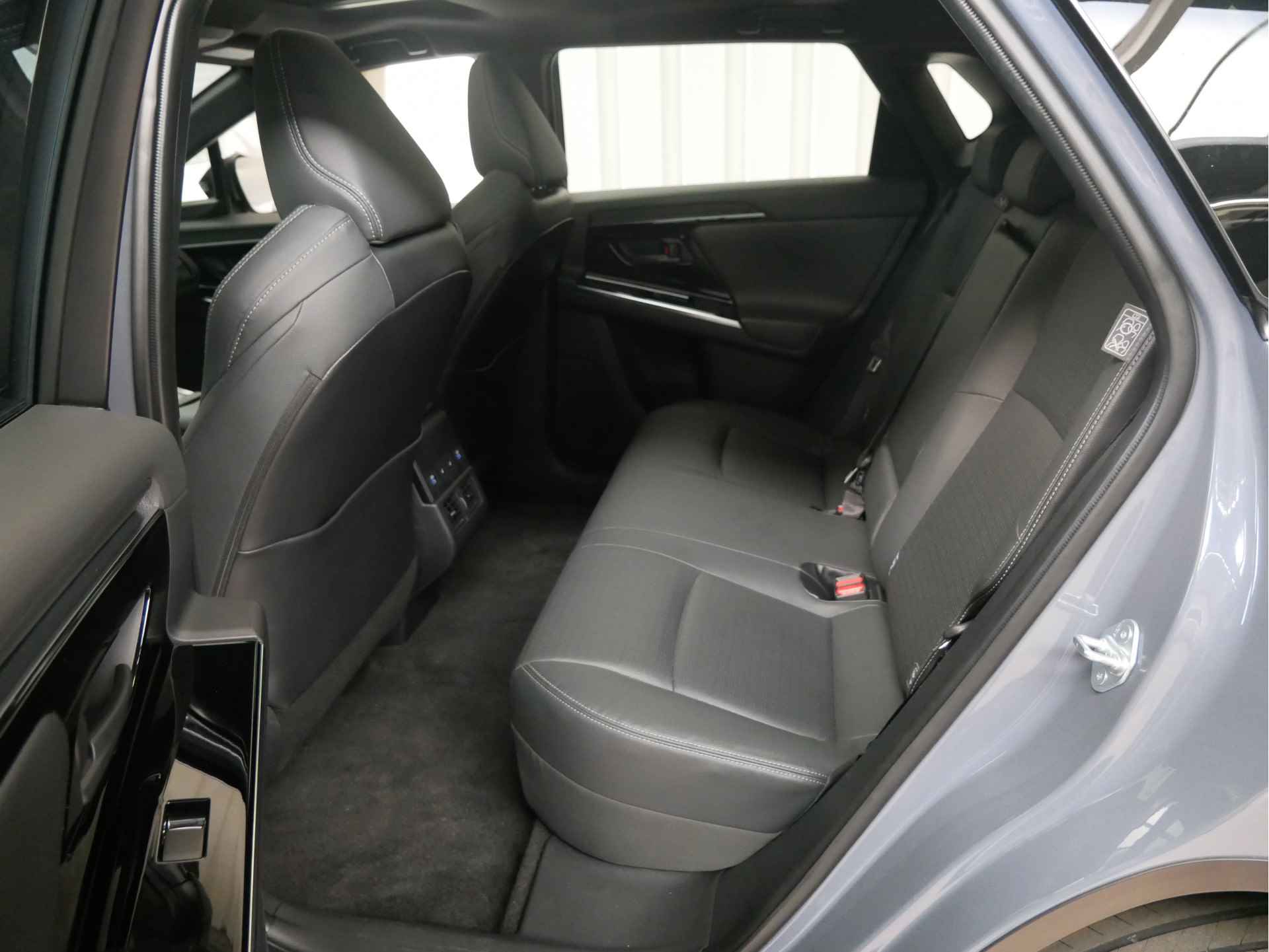 Subaru SOLTERRA Sky package EV 71 kWh All Wheel Drive / Eye-Sight / Navigatie / Apple Carplay en android auto - 23/33