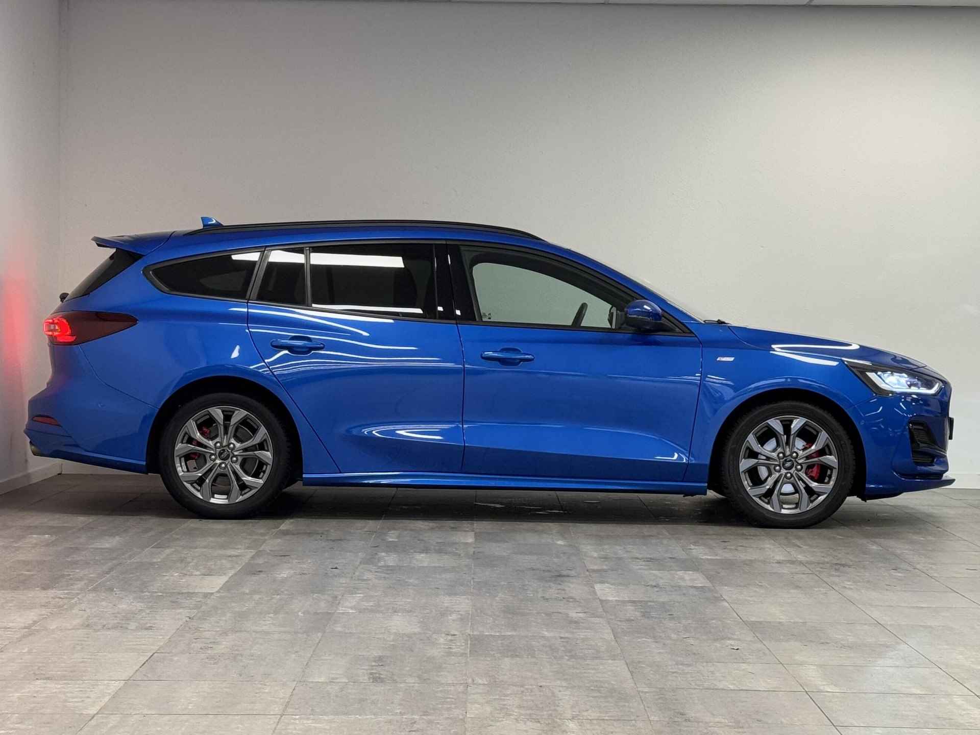 Ford Focus Wagon 1.0 EcoBoost Hybrid ST Line - 8/48