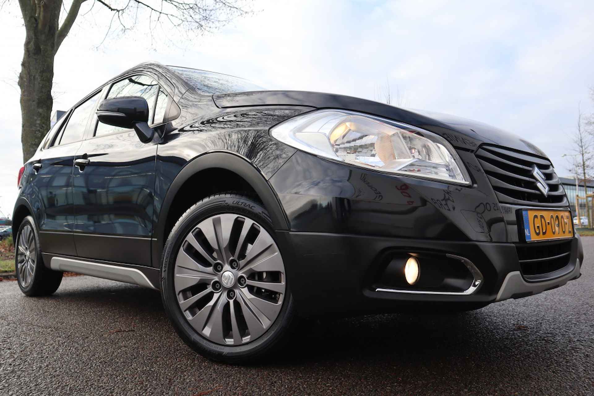 Suzuki SX4 S-Cross 1.6 Exclusive Trekhaak/PanoDak/Keyless - 38/41