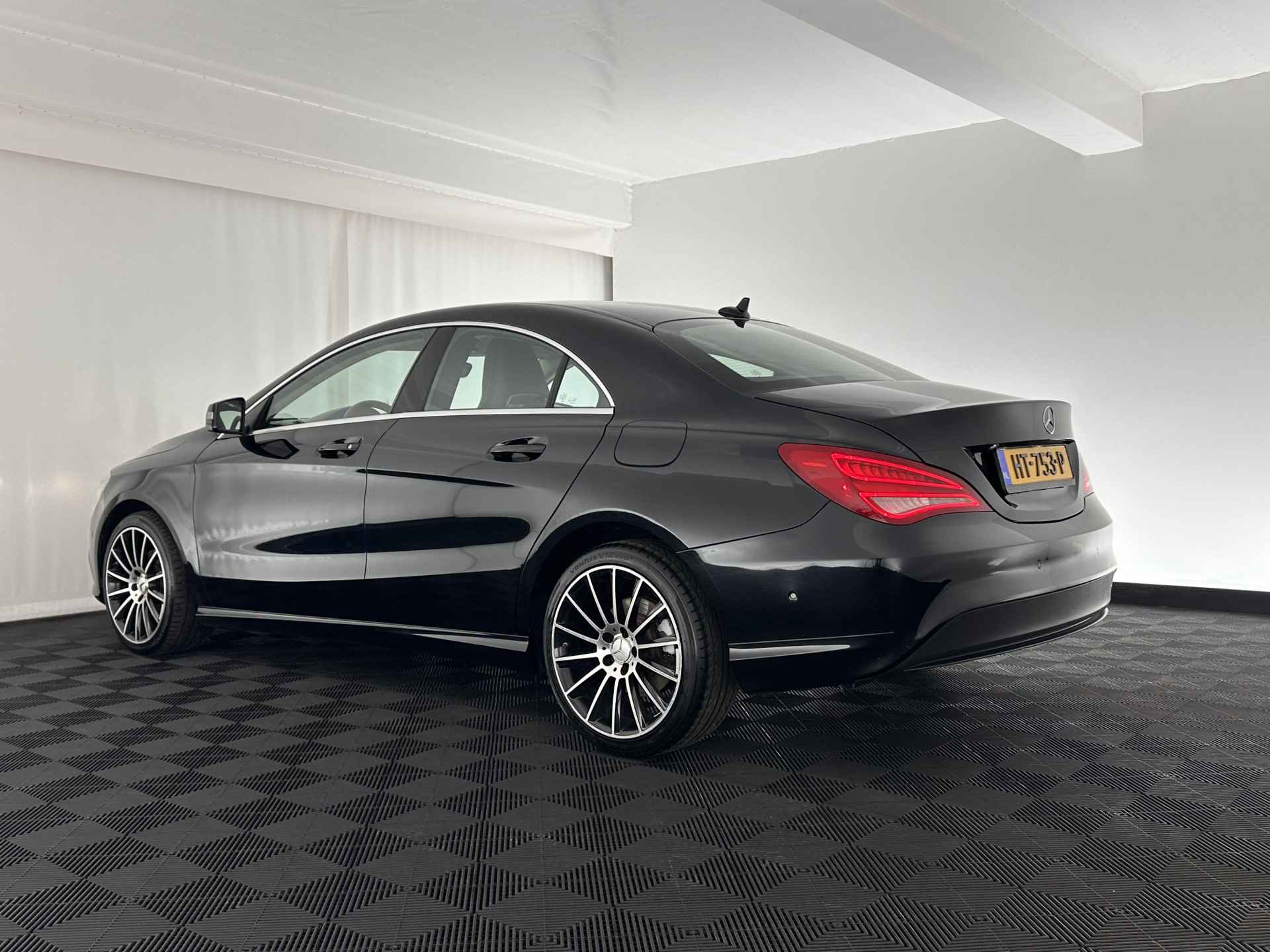 Mercedes-Benz CLA-Klasse 180 CDI Lease Edition Aut. *NAVI-FULLMAP | 1/2-LEATHER | XENON |  ECC | PDC | CRUISE | COMFORT-SEATS | 18''ALU* - 4/26