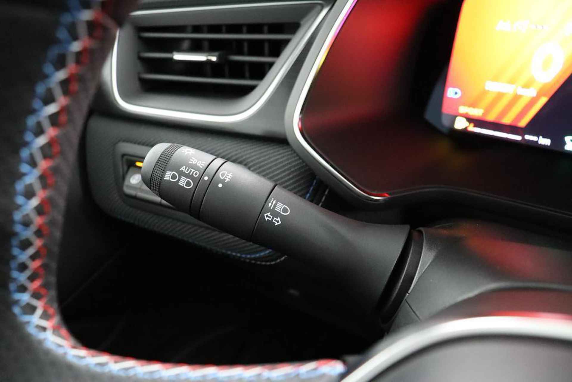 Renault Symbioz 1.6 E-Tech hybrid 145 Esprit Alpine | Harman Kardon Premium Audio | Stoel/Voorruitverwarming | Elektr. Achterklep | Elektr. Stoelen | Navigatie | Camera | DEMO - 24/71