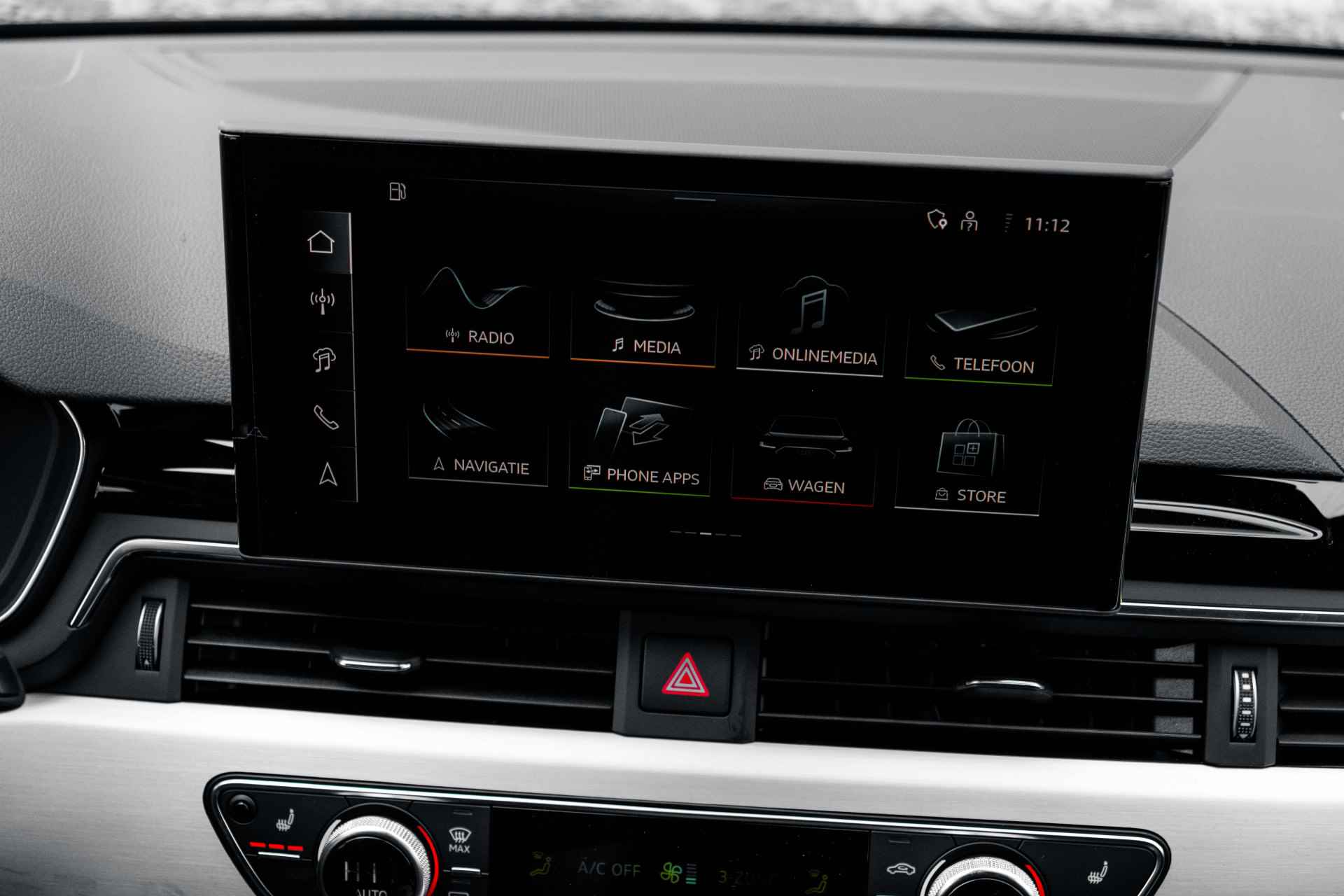 Audi A4 Avant 35 TFSI S edition Competition | Stoelverwarming | Cruise control | Navigatie | Smartphone interface | Optiek zwart - 42/62