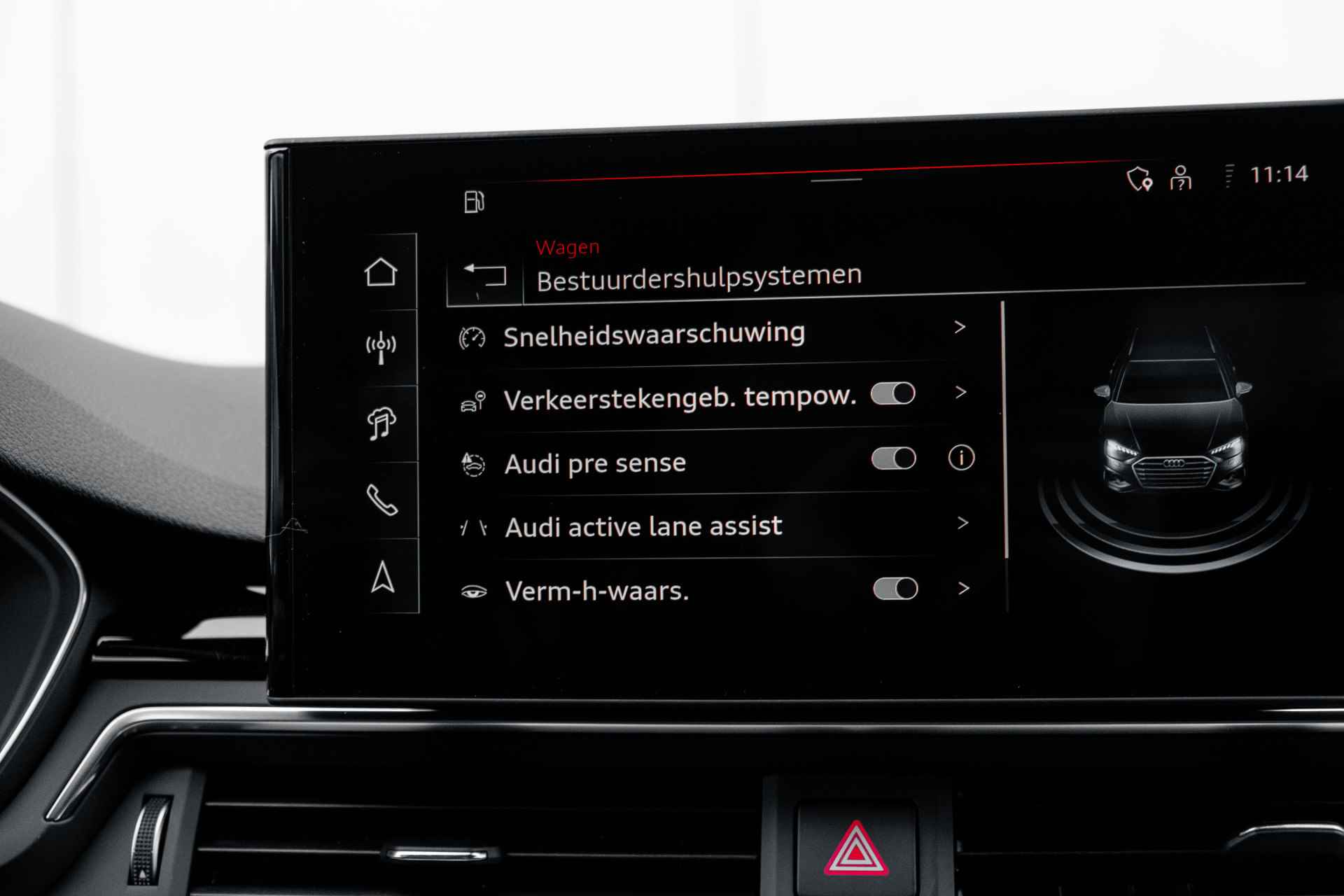 Audi A4 Avant 35 TFSI S edition Competition | Stoelverwarming | Cruise control | Navigatie | Smartphone interface | Optiek zwart - 61/62