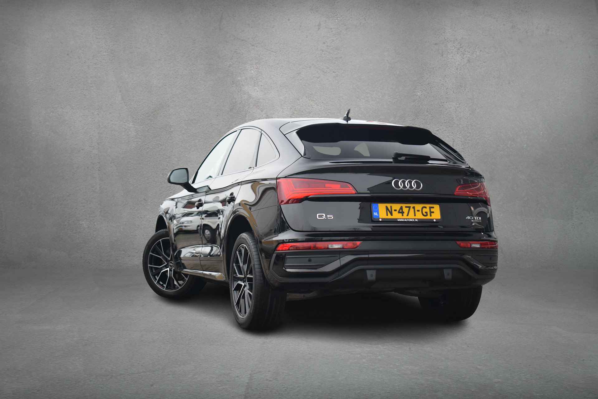 Audi Q5 40 TDI quattro S edition | 2x S-Line | Trekhaak | Pano | Half Leer | Virtual - 4/52