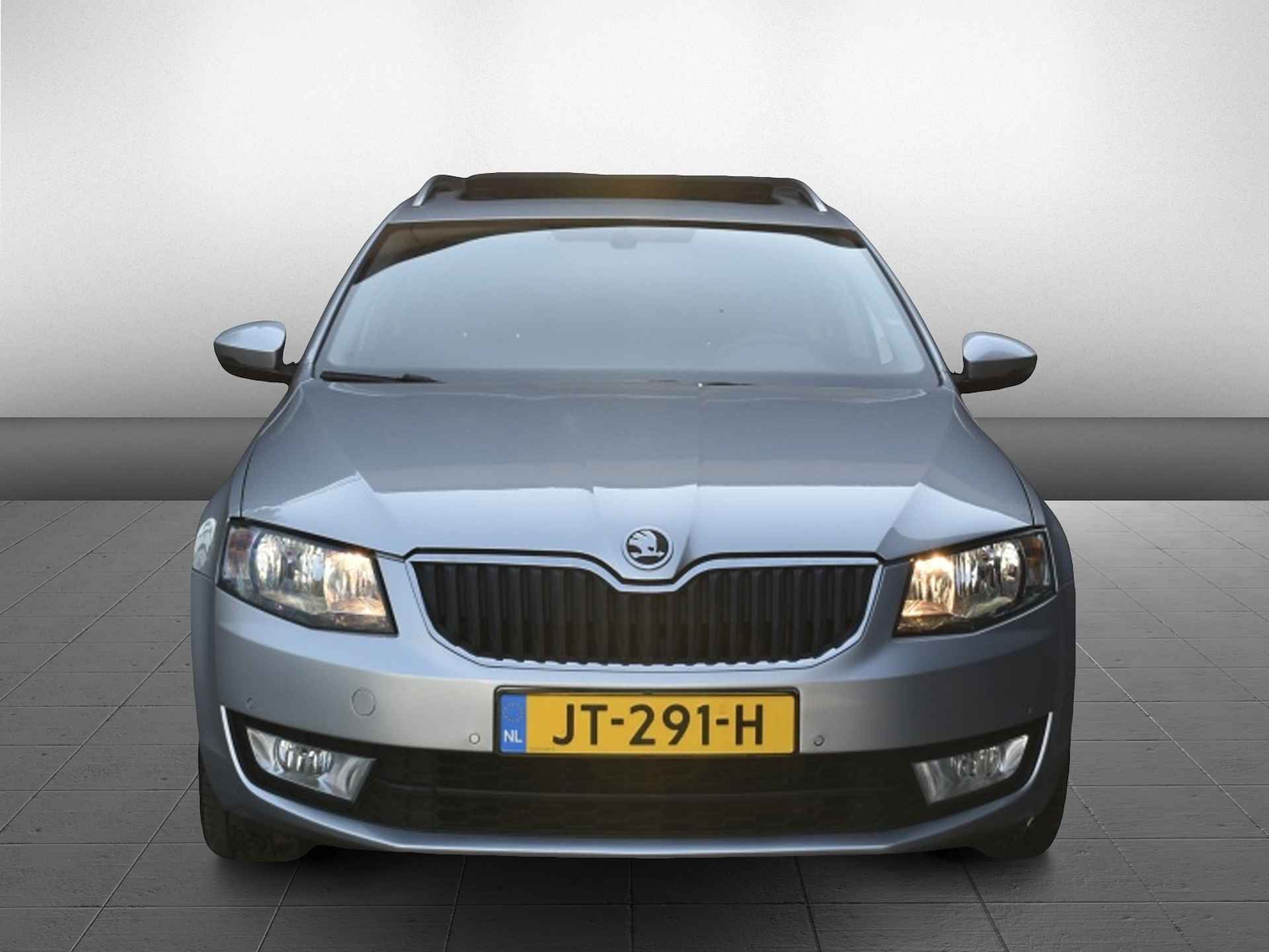 Skoda Octavia Combi 1.6 TDI Ambition Bns Panodak - 2/18