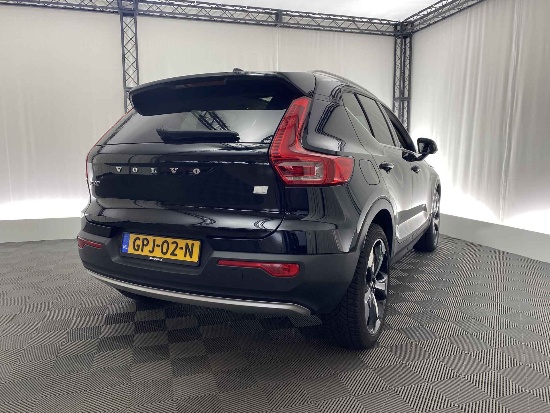 Volvo XC40 1.5 T5 Recharge Inscription | Pano-Dak | 262 PK  | Leder | Apple Carplay | ACC | - 6/35