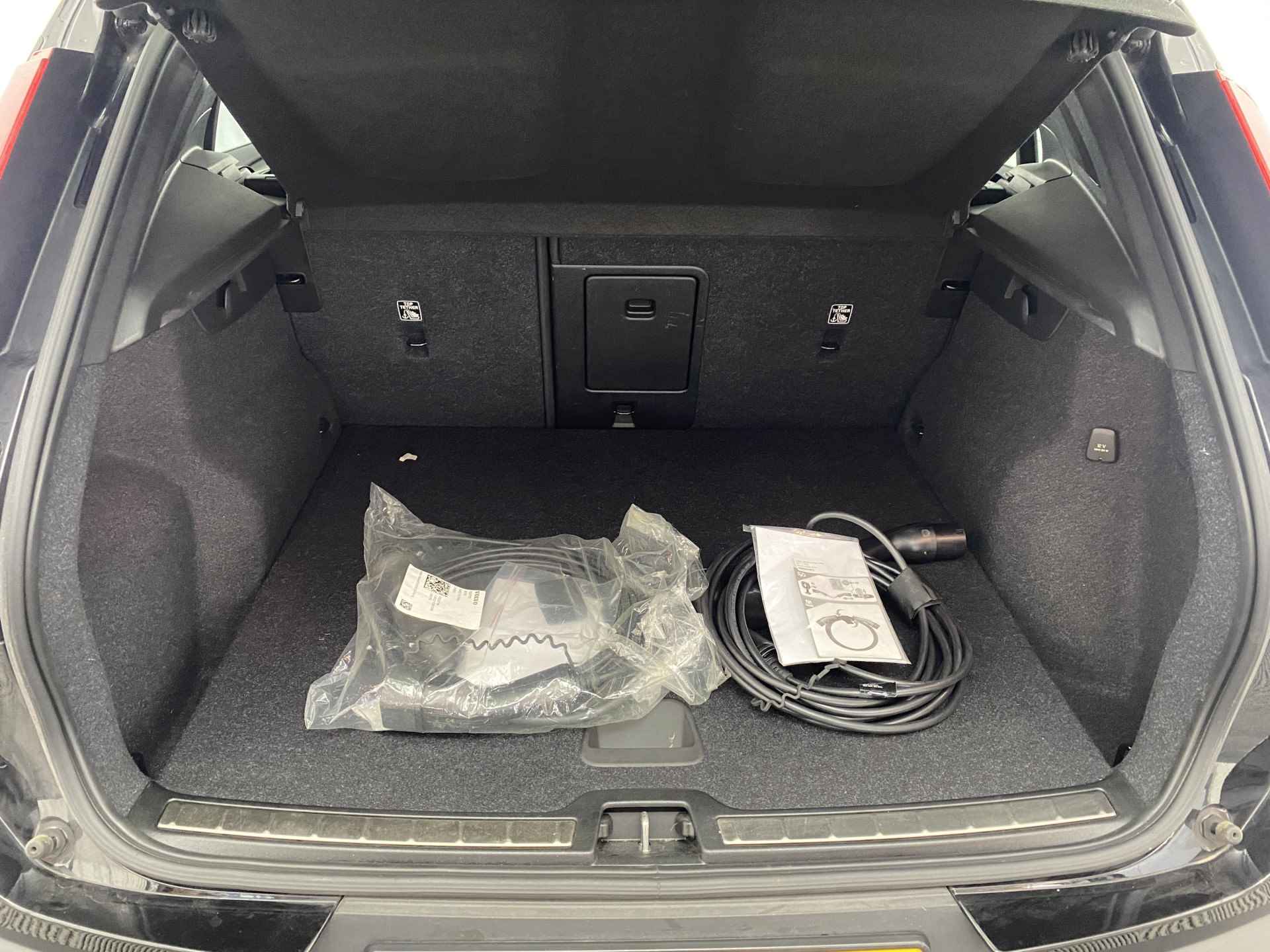 Volvo XC40 1.5 T5 Recharge Inscription | Pano-Dak | 262 PK  | Leder | Apple Carplay | ACC | - 31/35