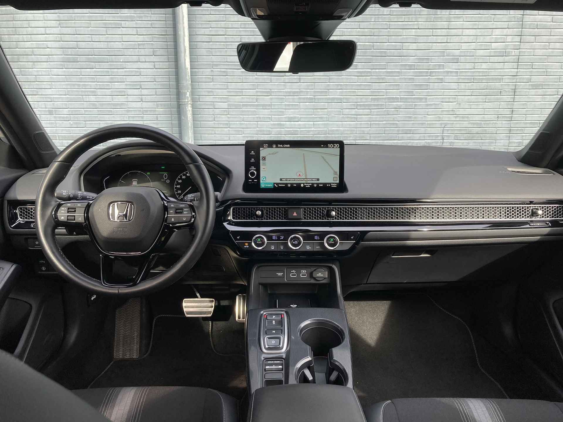 HONDA Civic 2.0 HYBRID 184PK eCVT Automaat Sport | Navigatie Carplay | Red Interior Pack | Adaptieve Cruise | Blindspot | LED Verlichting | Stoelverwarming | - 14/43