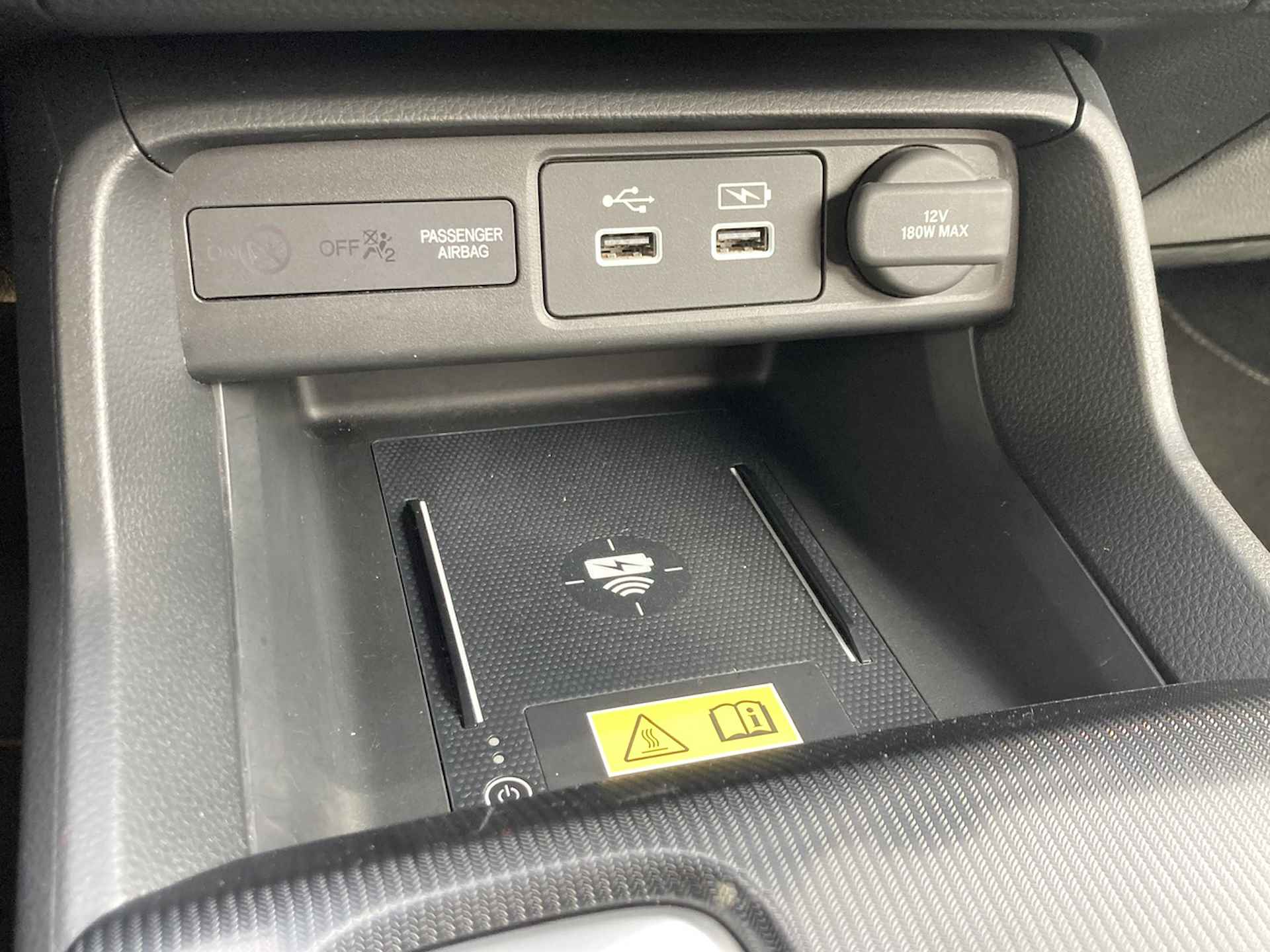 HONDA Civic 2.0 HYBRID 184PK eCVT Automaat Sport | Navigatie Carplay | Red Interior Pack | Adaptieve Cruise | Blindspot | LED Verlichting | Stoelverwarming | - 27/43