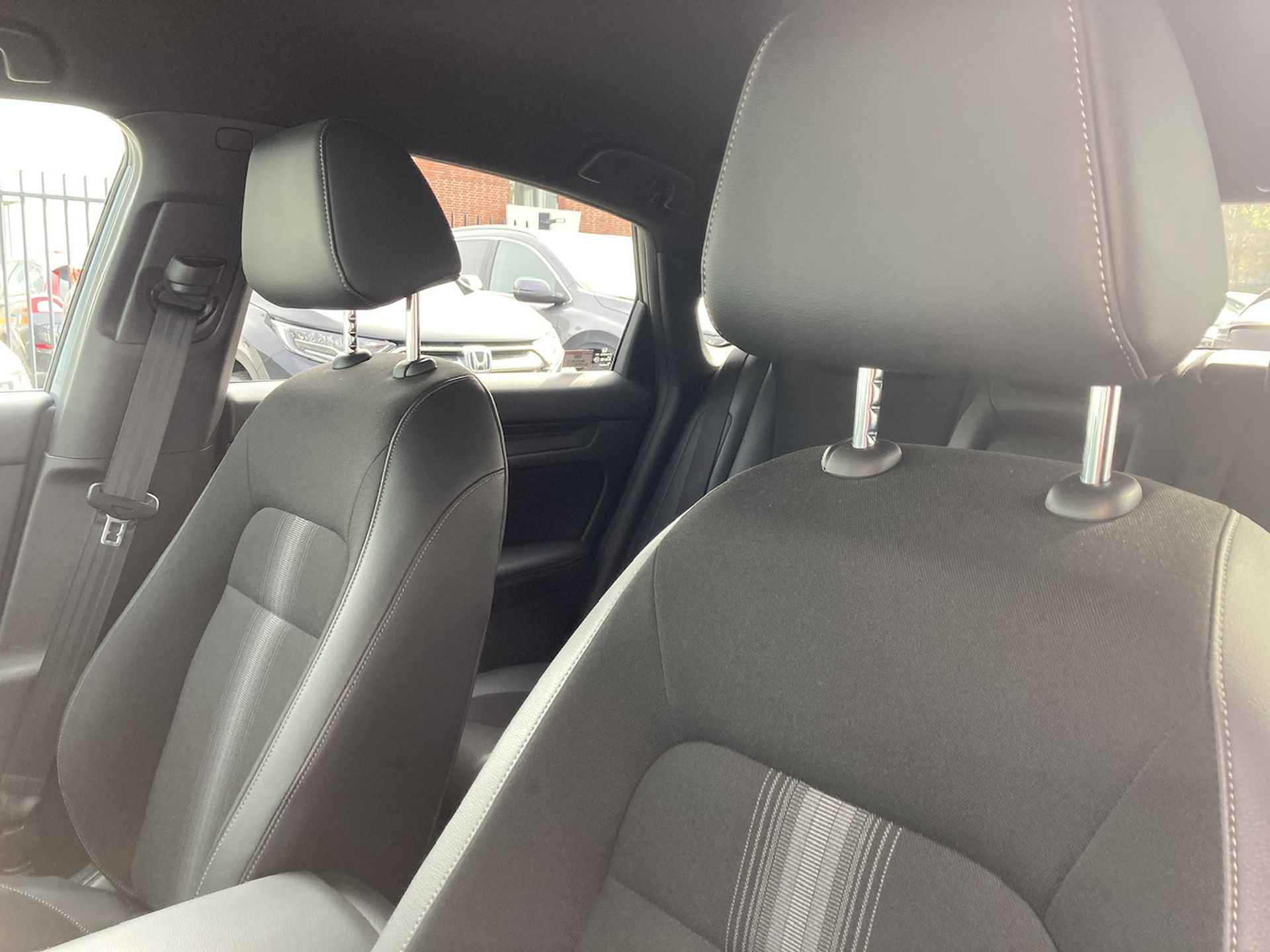 HONDA Civic 2.0 HYBRID 184PK eCVT Automaat Sport | Navigatie Carplay | Red Interior Pack | Adaptieve Cruise | Blindspot | LED Verlichting | Stoelverwarming | - 33/43