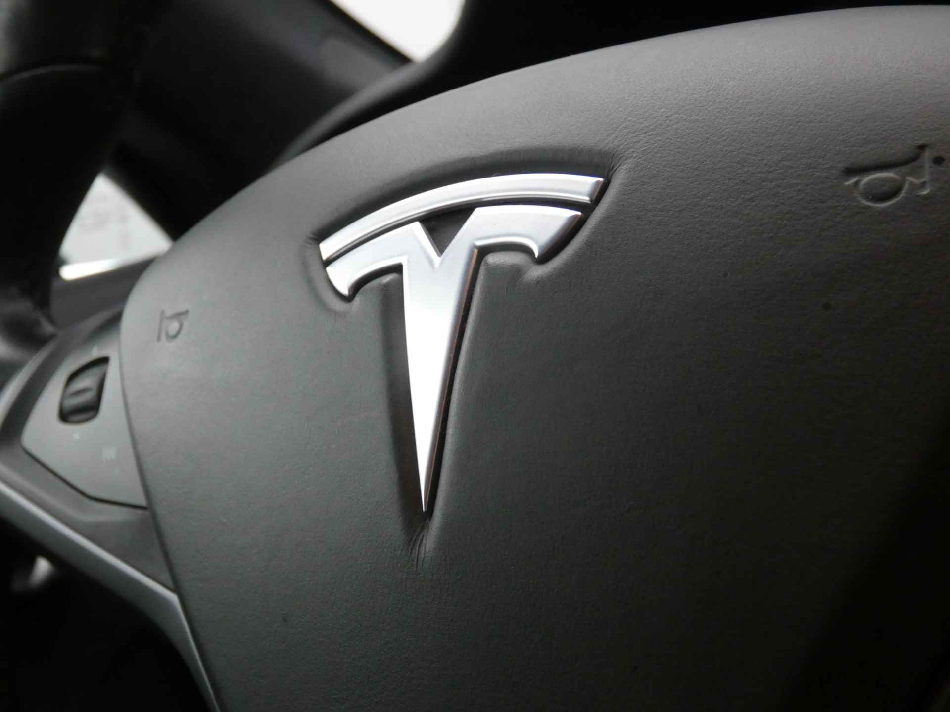 Tesla Model S 100D | Luchtvering | Schuif/-kanteldak | Autopilot 2.5 | Carbon | Org. NL - 56/57