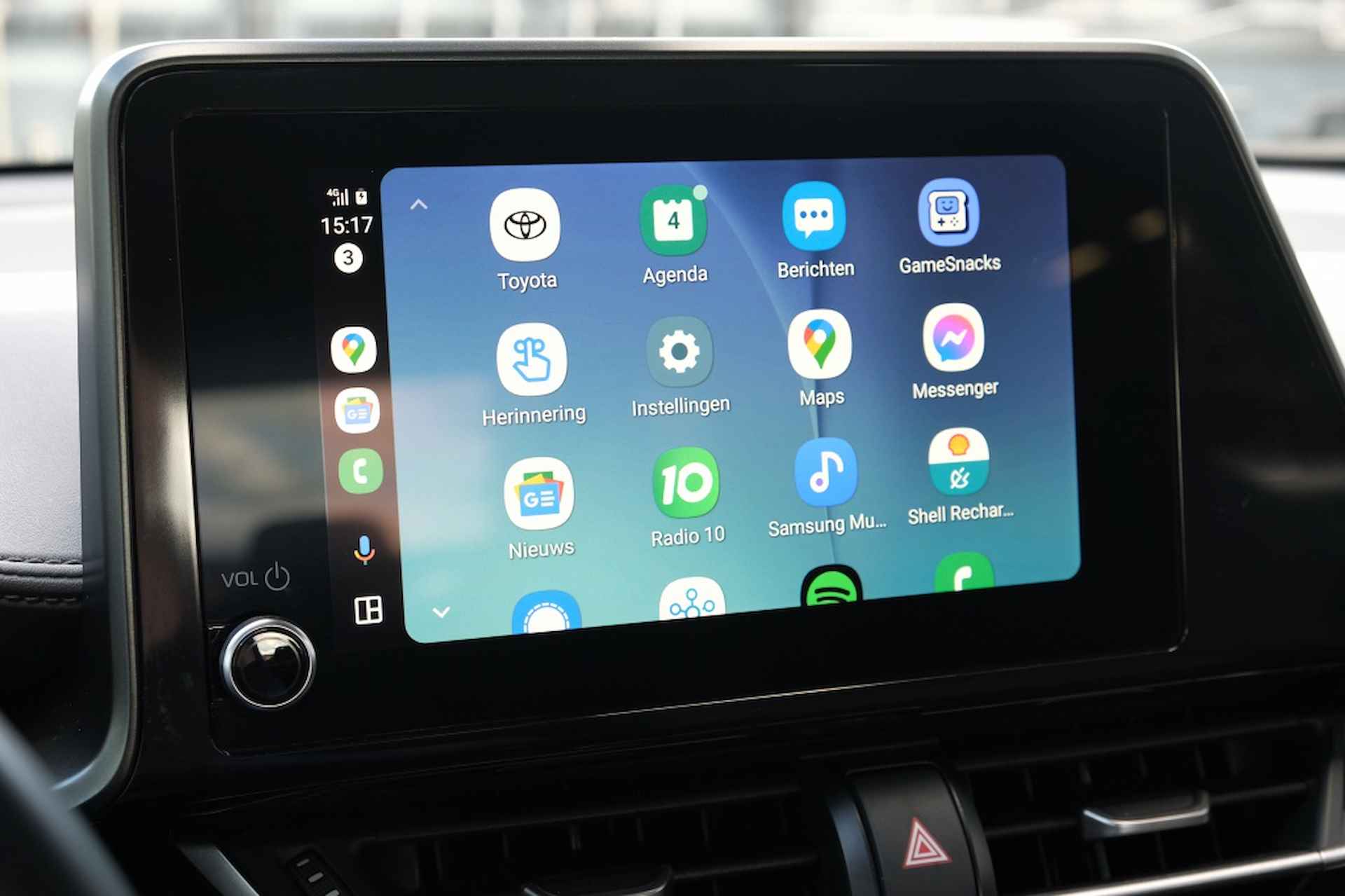 Toyota C-HR 2.0 High Power Hybrid 184PK Dynamic Automaat | Apple CarPlay / A - 26/40