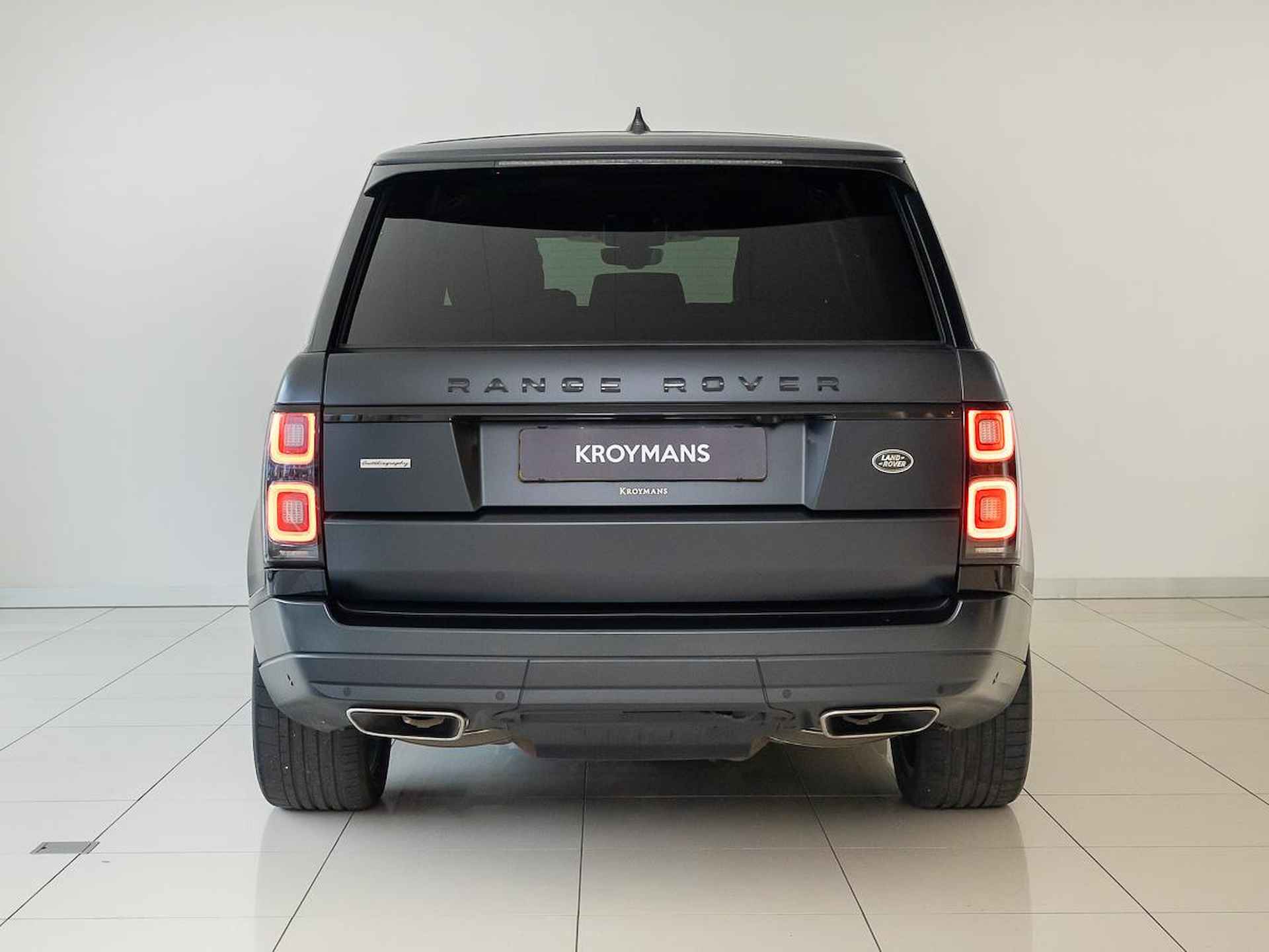 Land Rover Range Rover 4.4 SDV8 Autobiography | SVO Palette Black | Trekhaak | 24 maanden Approved - 7/26