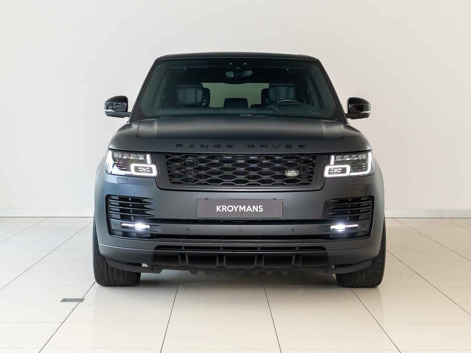 Land Rover Range Rover 4.4 SDV8 Autobiography | SVO Palette Black | Trekhaak | 24 maanden Approved - 8/26