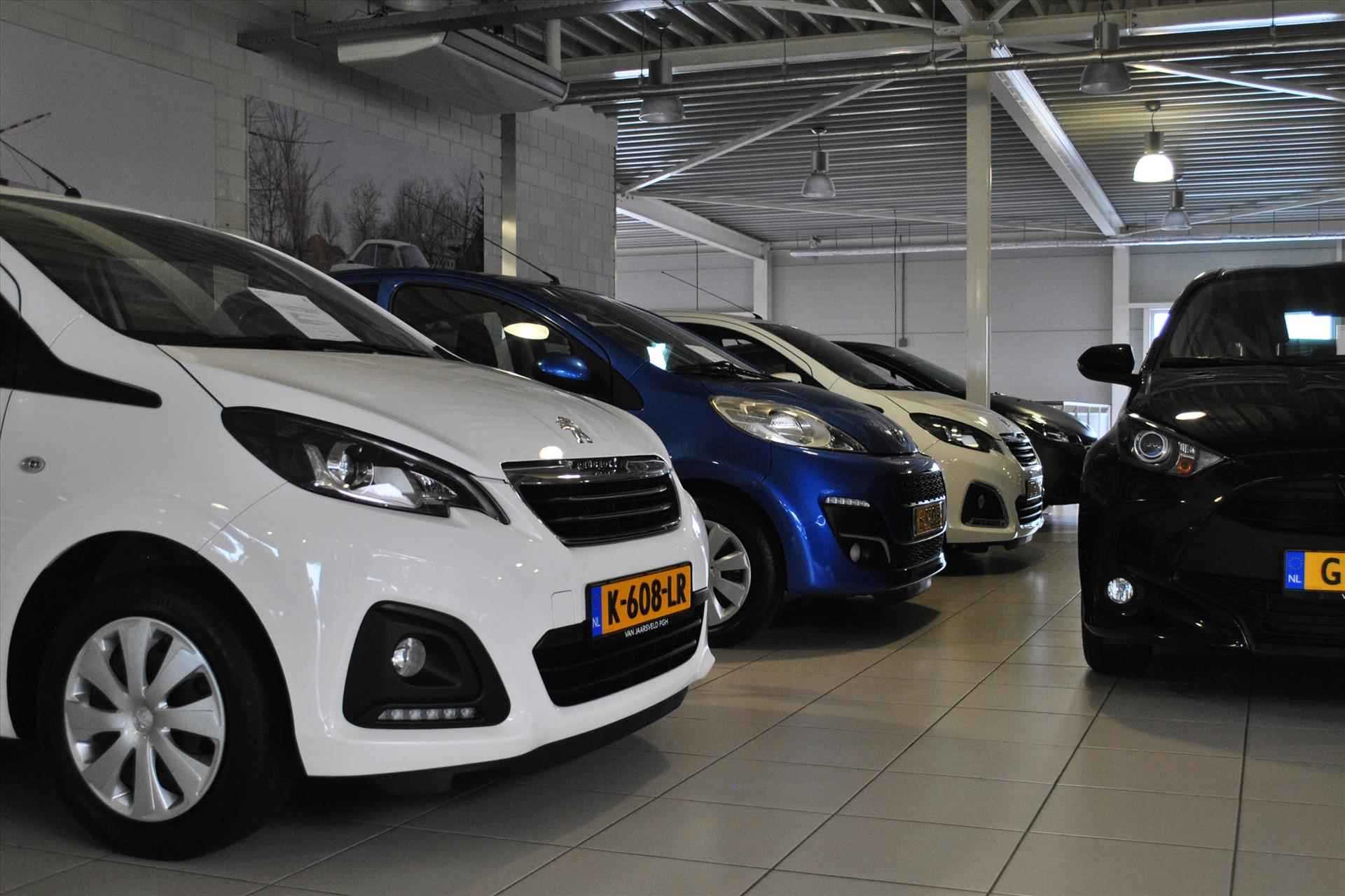 PEUGEOT 208 Style 1.2 PureTech 75pk Navi / Camera - 42/50