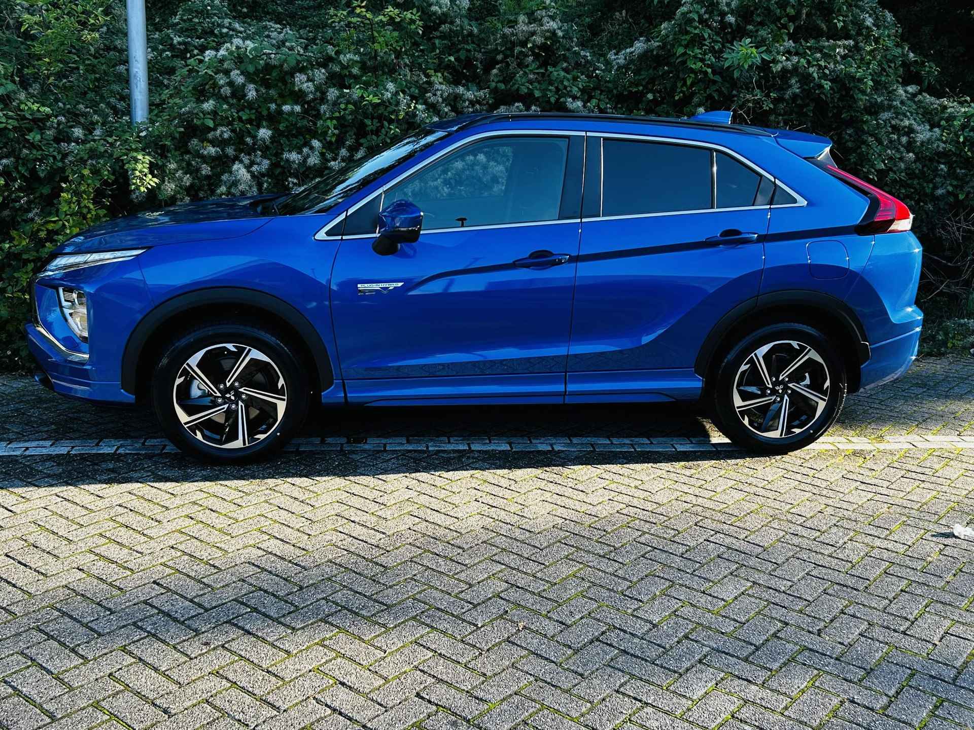 Mitsubishi Eclipse Cross 2.4 PHEV Executive | € 8000,- VOORRAAD KORTING | op = op  AUTOMAAT | APPLE/ANDROID AUTO  | CRUISE | CLIMATE | NAVI , STOELVERWARMING . - 2/30