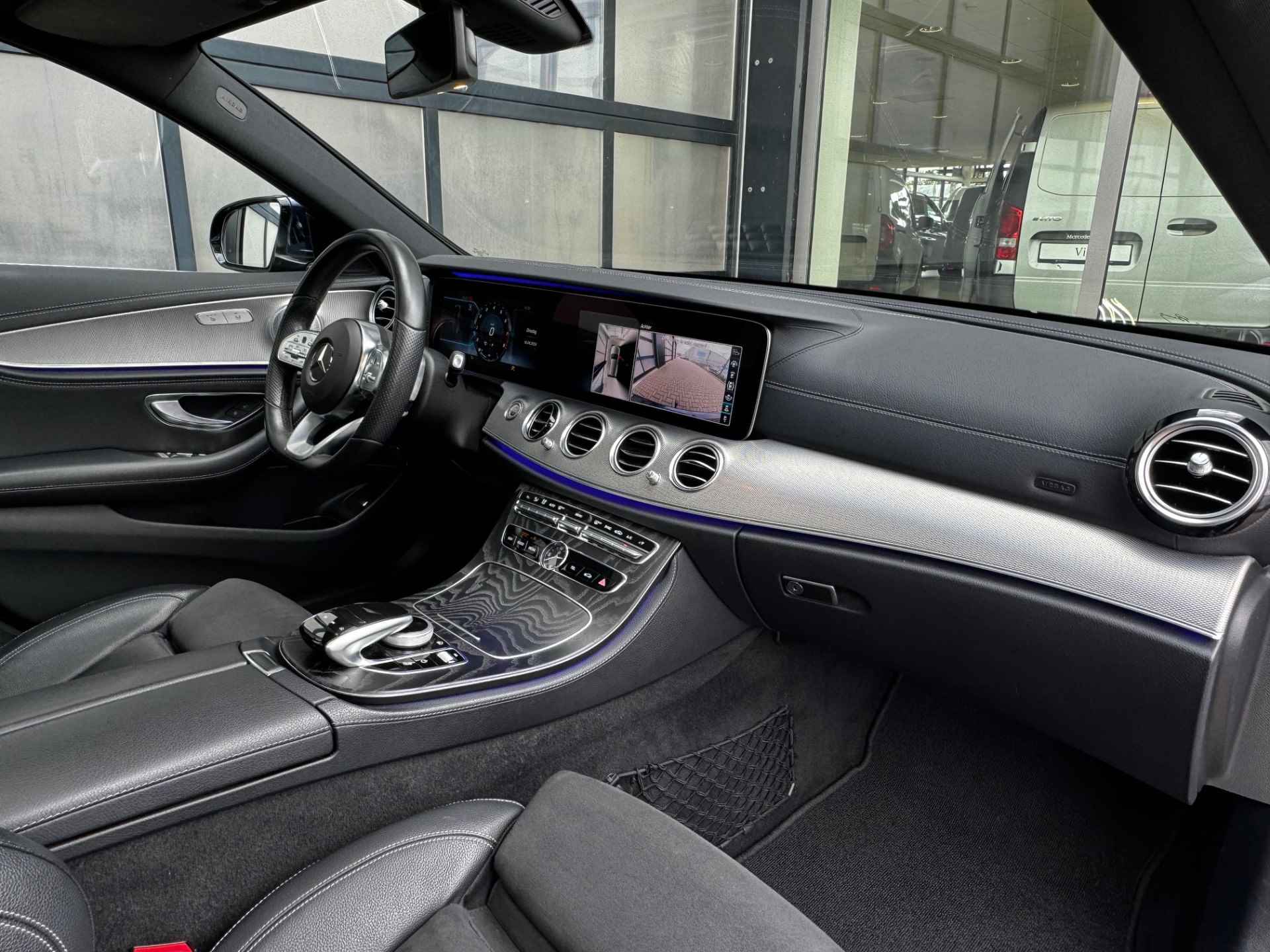 Mercedes-Benz E-Klasse E 200 Estate AMG Line | Trekhaak | Panoramadak | Burmester | 360° Camera - 7/19