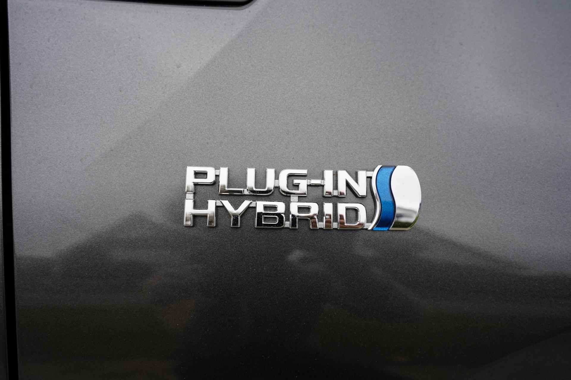 Toyota Prius 1.8 Plug-in Hybrid Dynamic Pack Premium - 47/48