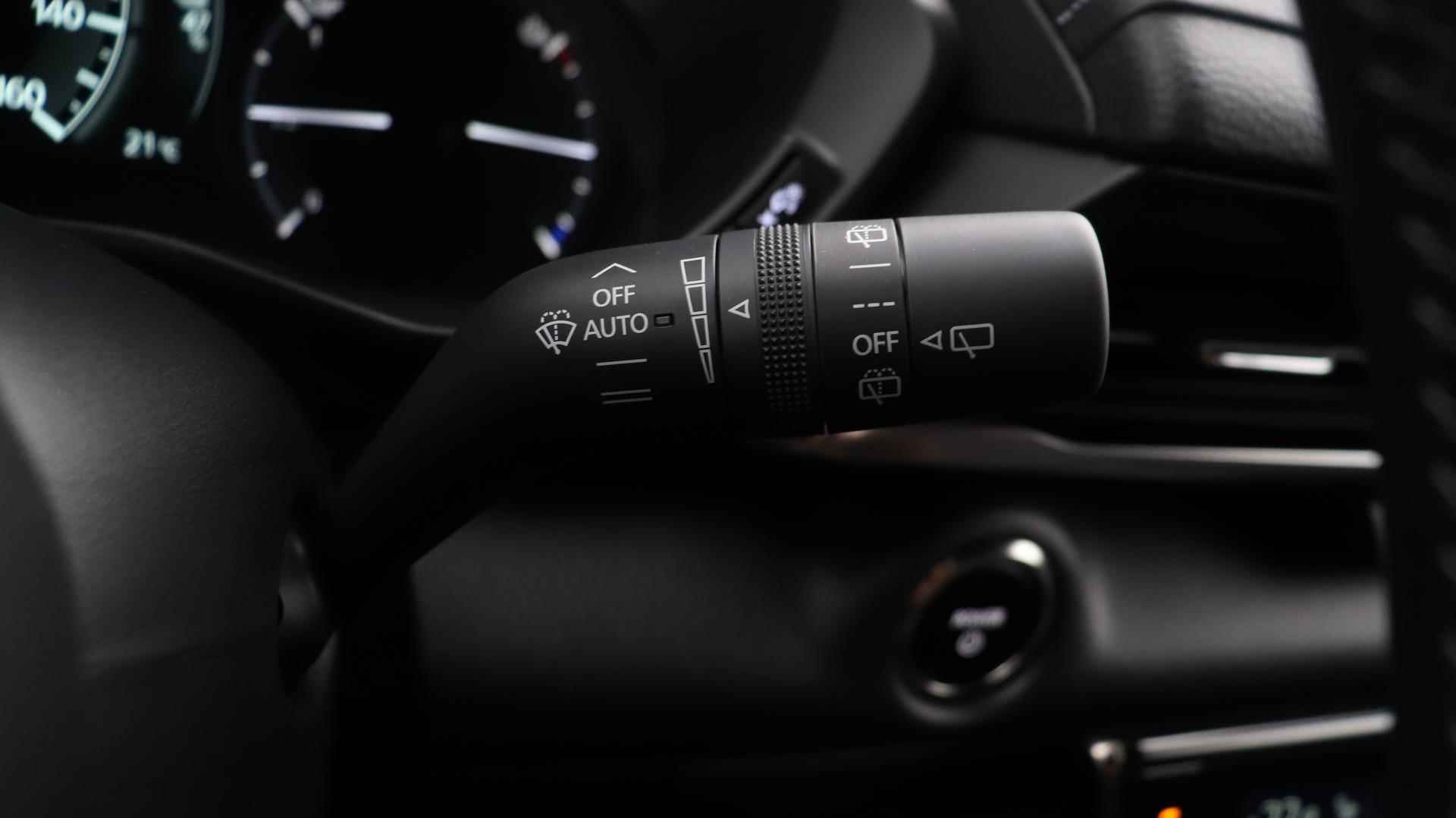 Mazda MX-30 e-SkyActiv 145 Advantage | € 4.000,- korting | € 2.950 overheidssubsidie mogelijk | Uit voorraad leverbaar | - 24/41