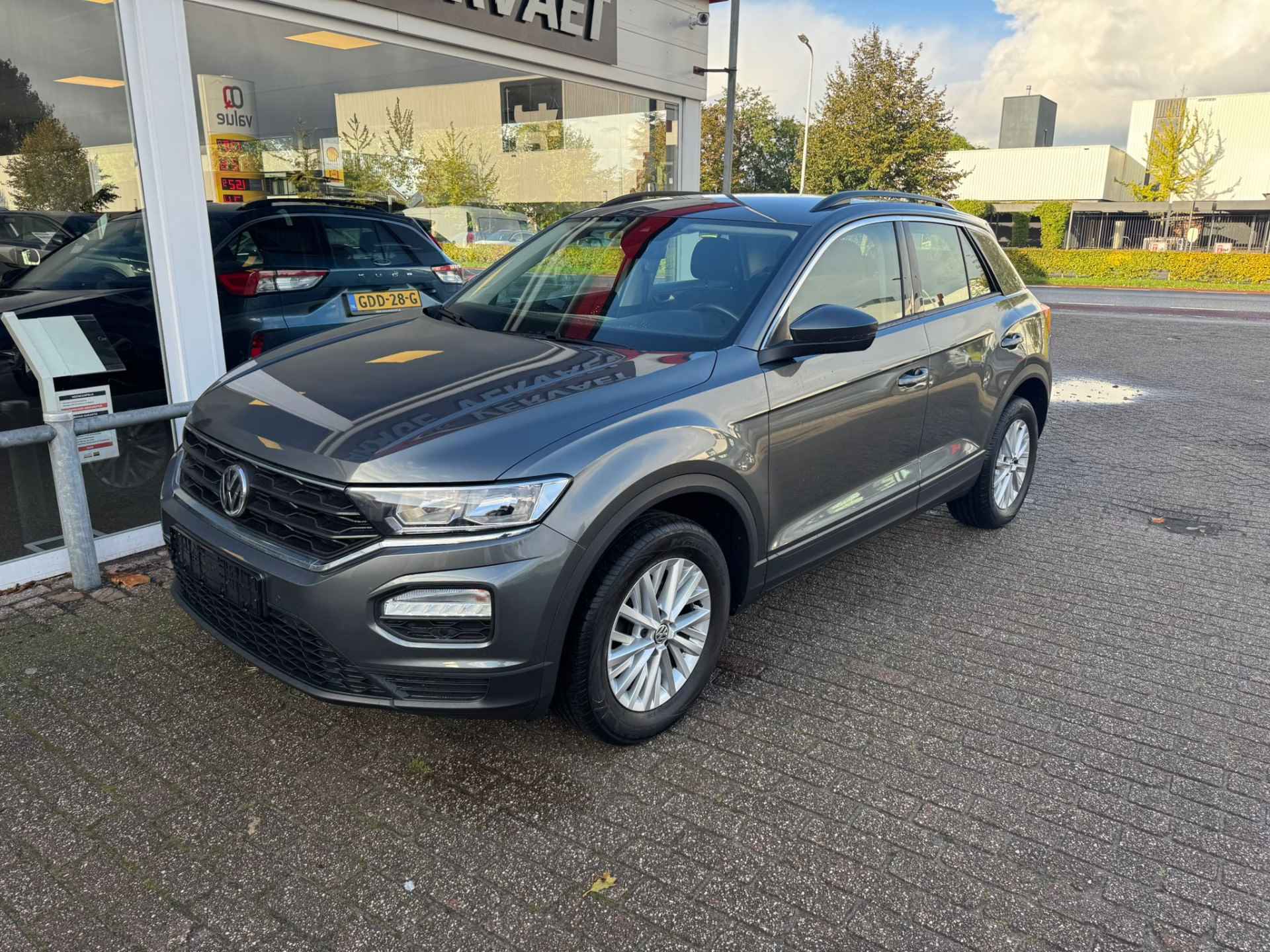 Volkswagen T-Roc 1.0 TSI - 3/17