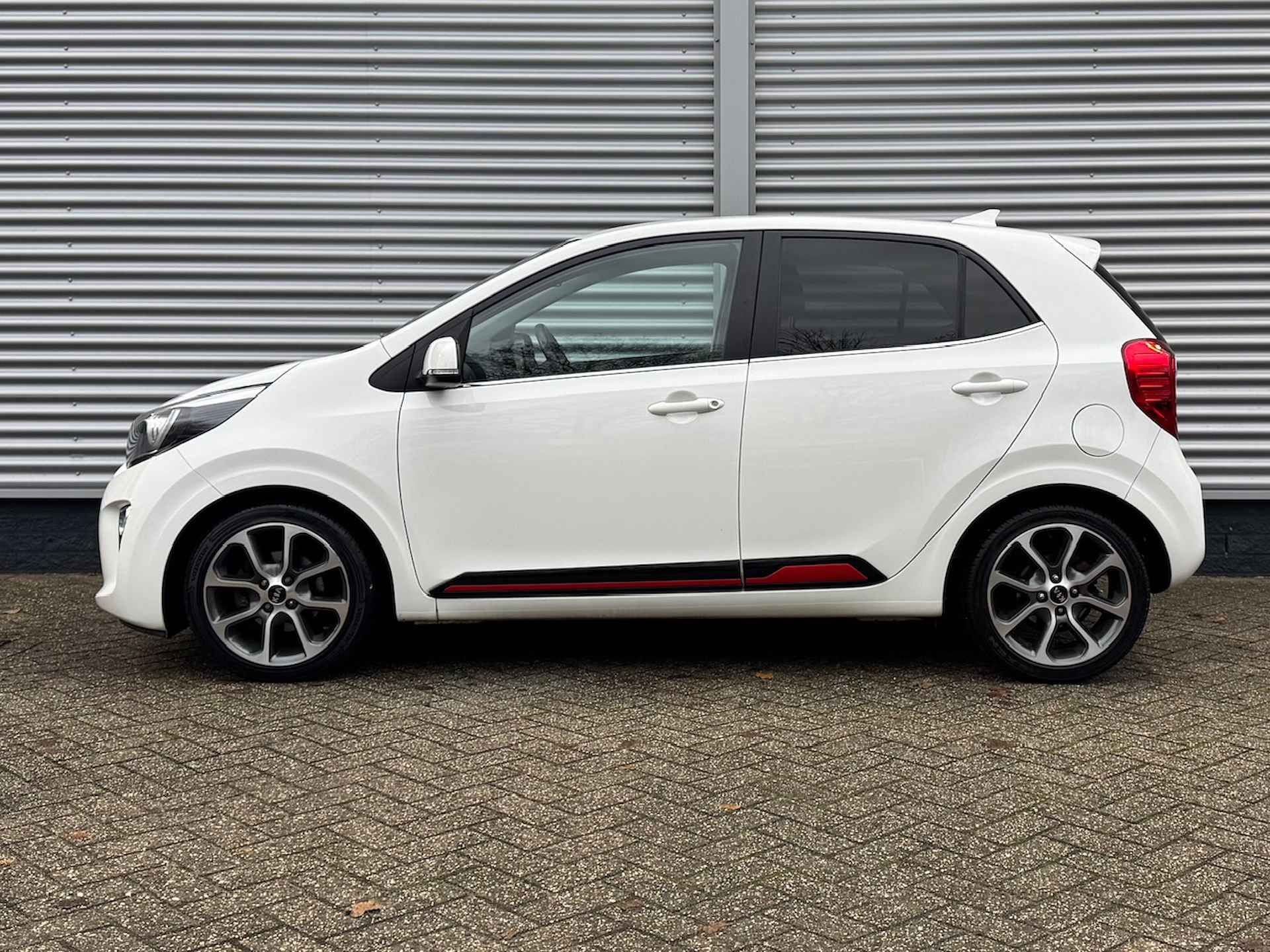 KIA Picanto 1.0 MPi 67pk 4-zits Design Edition | Navigatie | Climate Control | Lichtmetalen velgen | Lederlook | Camera | - 2/41