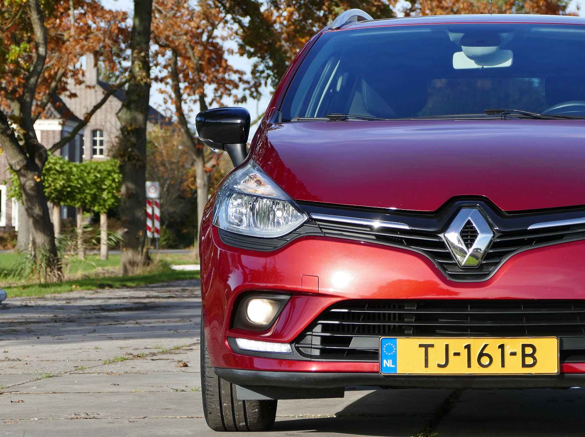 Renault Clio Estate 0.9 TCe Limited | navigatie | keyless | 100% onderhouden - 6/45