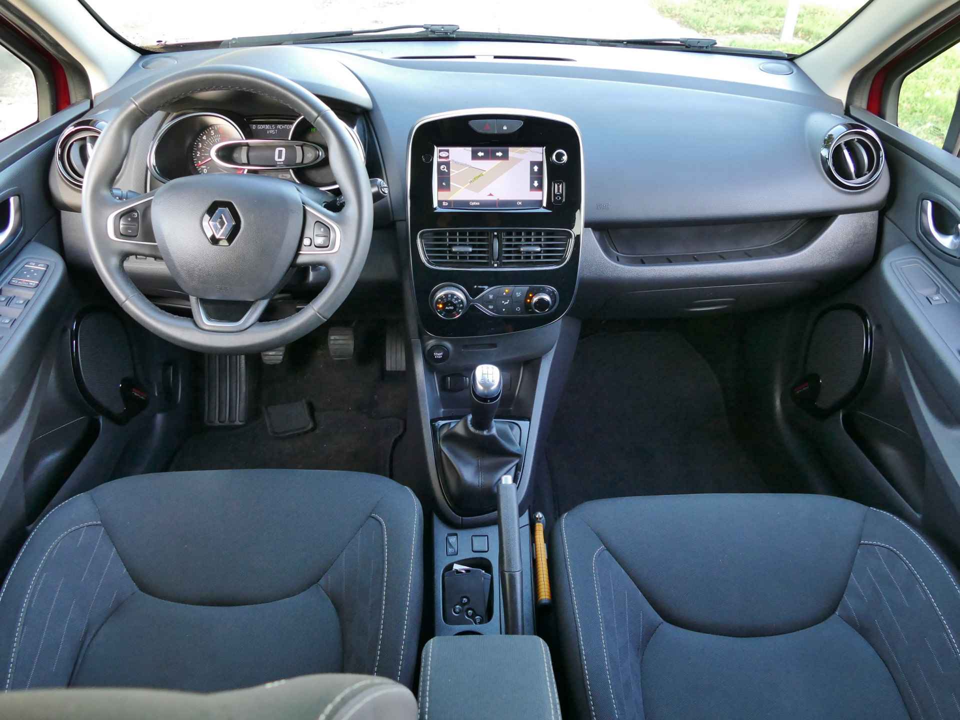 Renault Clio Estate 0.9 TCe Limited | navigatie | keyless | 100% onderhouden - 14/45