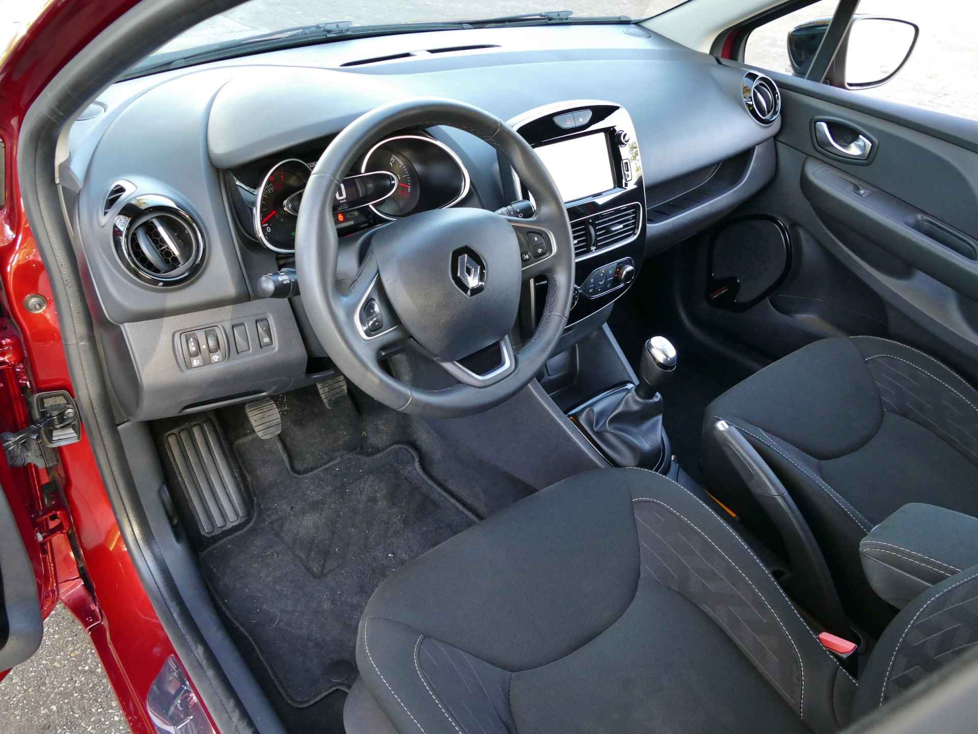 Renault Clio Estate 0.9 TCe Limited | navigatie | keyless | 100% onderhouden - 30/45