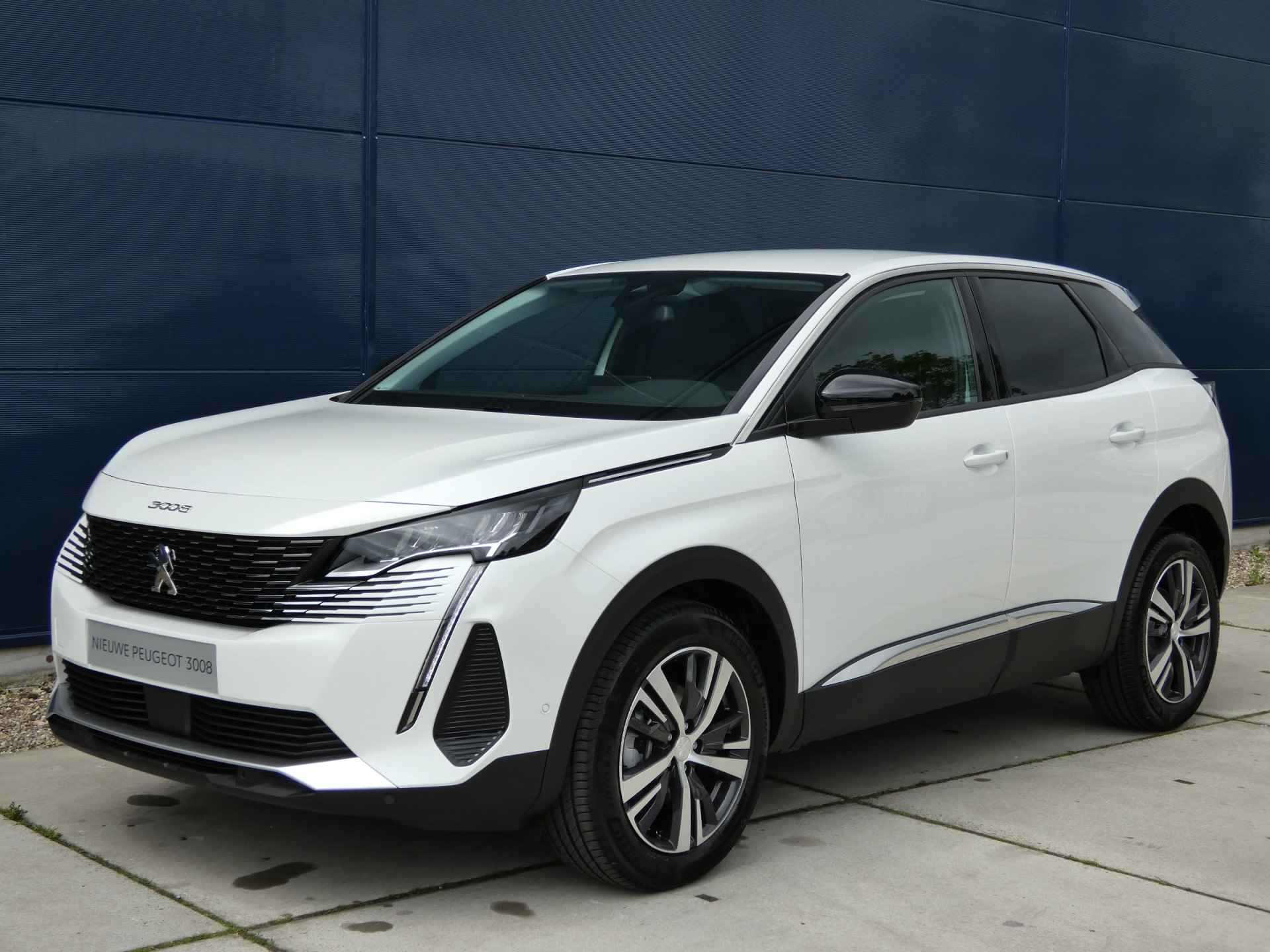 Peugeot 3008 1.6 HYbrid 180 Allure Pack Business EINDE JAAR DEAL- EUR 8.947,- KORTING - PROFITEER NU! - 8/41