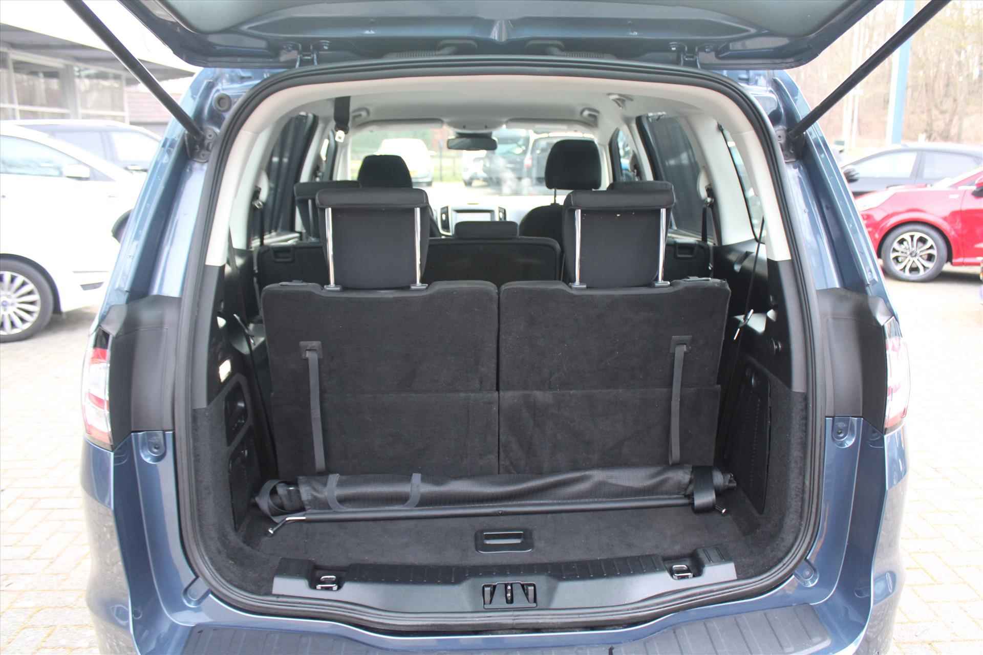 Ford Galaxy 2.5 Hybrid 190pk Automaat Titanium, Winterpack, Trekhaak, 7 Persoons, AGR - 12/37